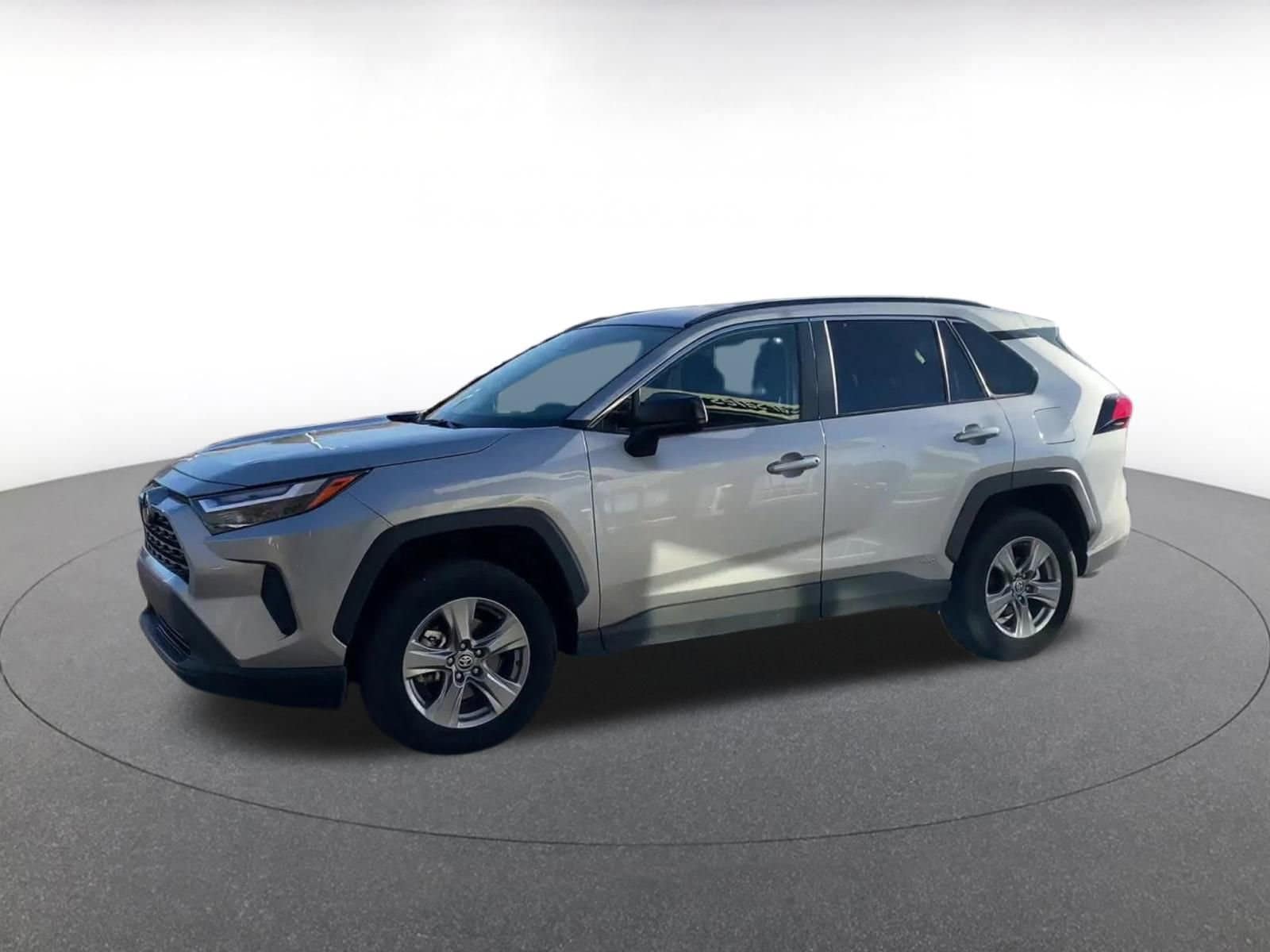 Thumbnail: 2025 Toyota RAV4 - 8