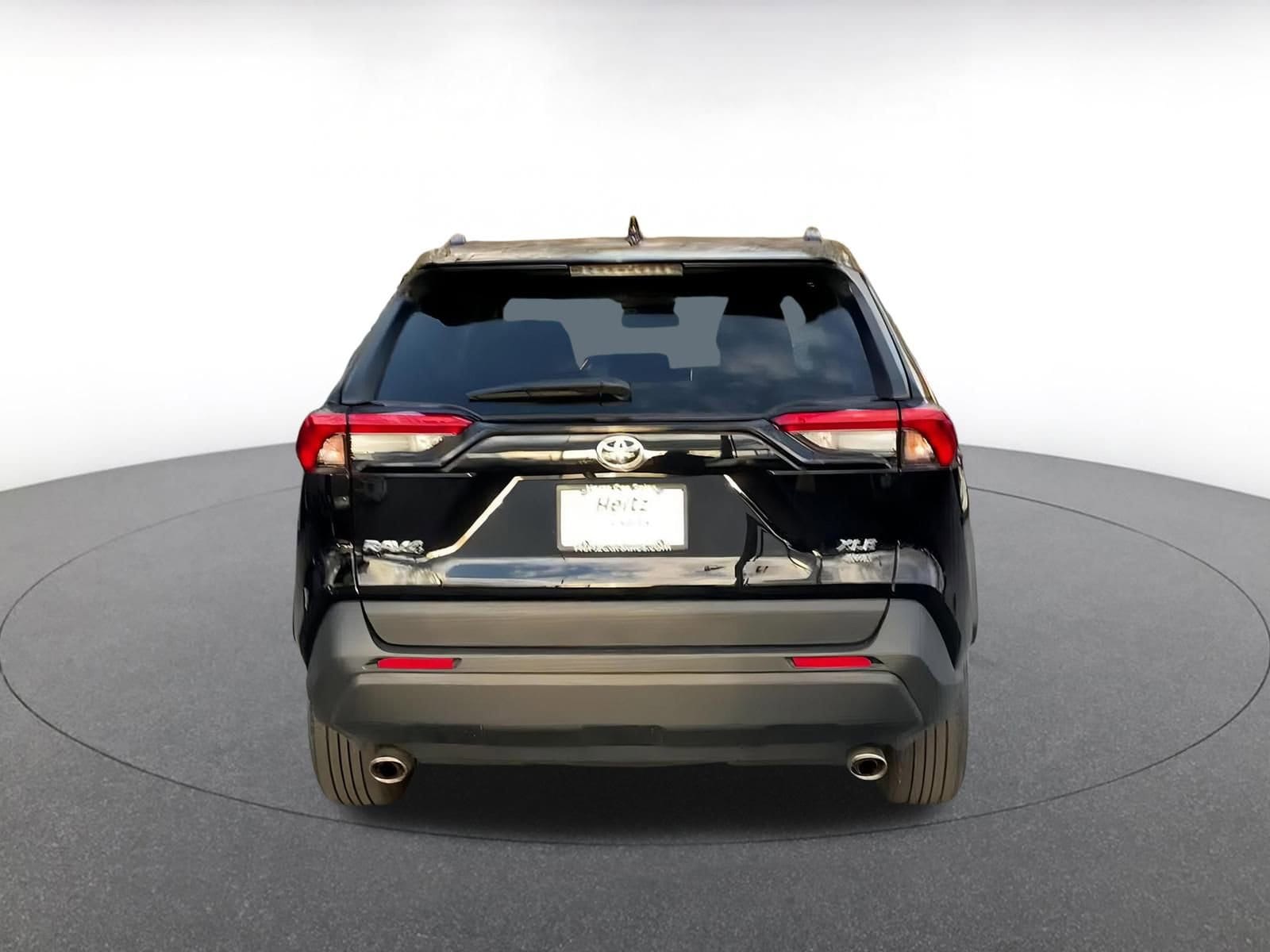 Thumbnail: 2025 Toyota RAV4 - 12