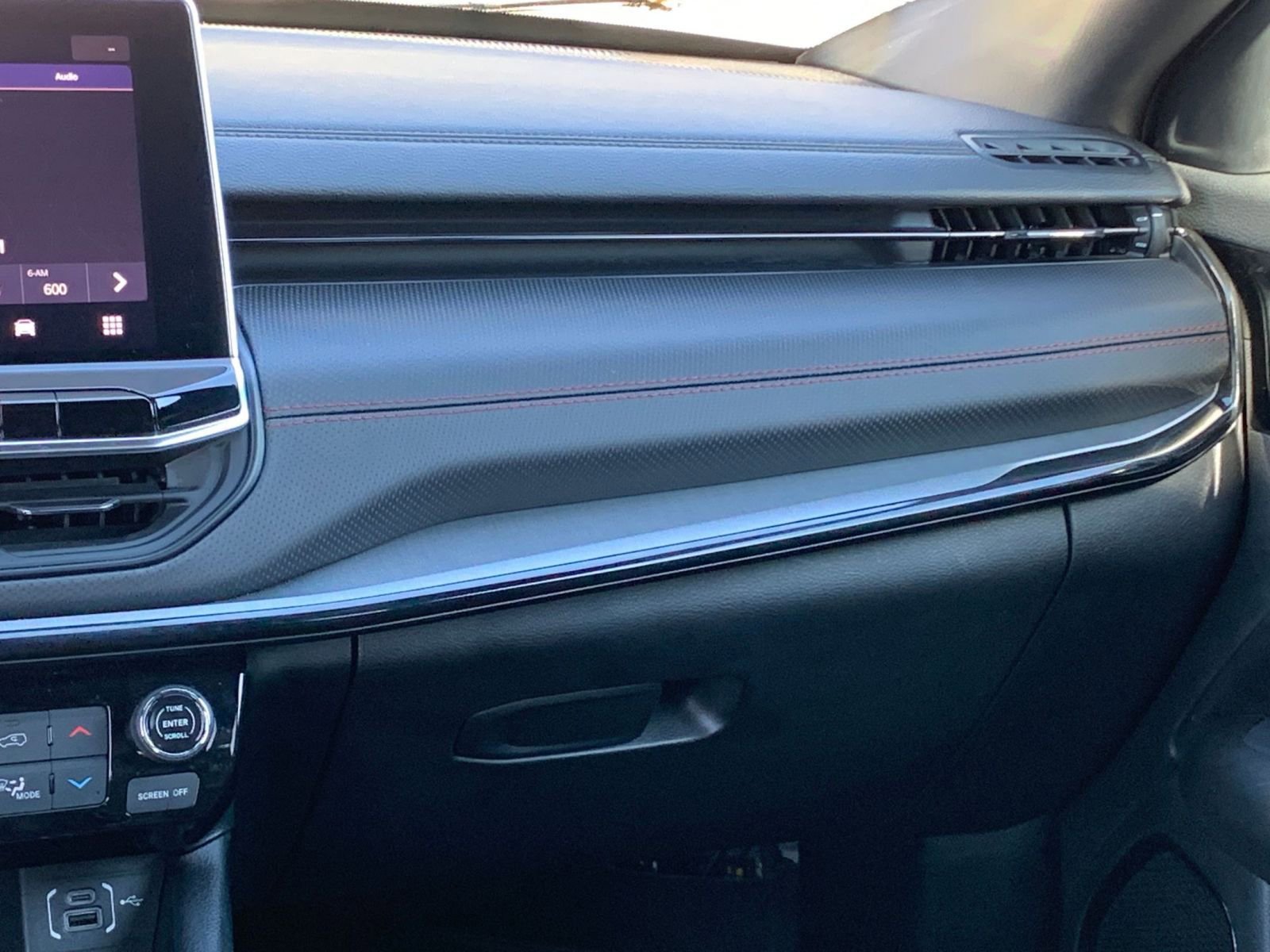 Thumbnail: 2025 Jeep Compass - 34