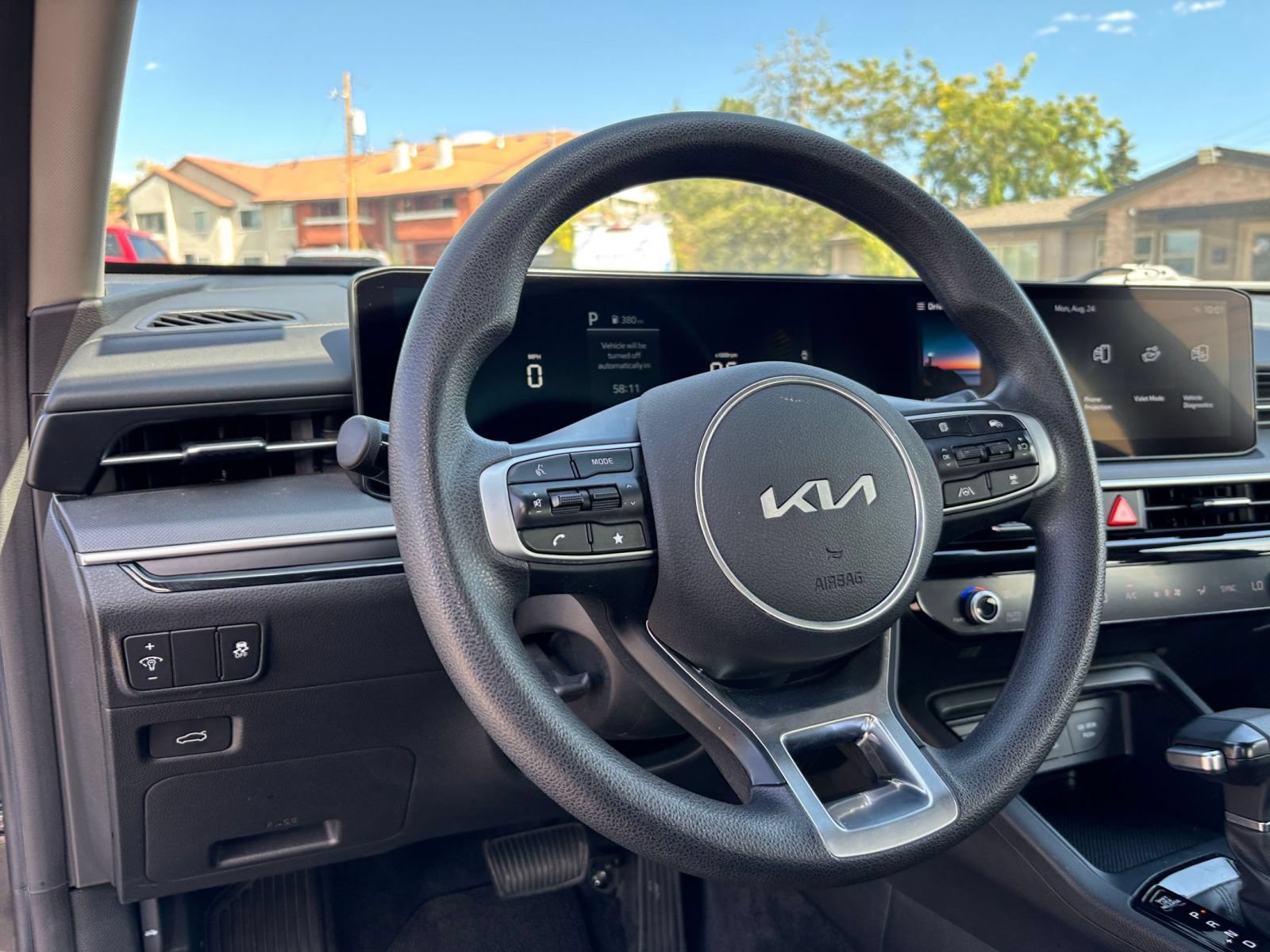Thumbnail: 2025 Kia K5 - 29