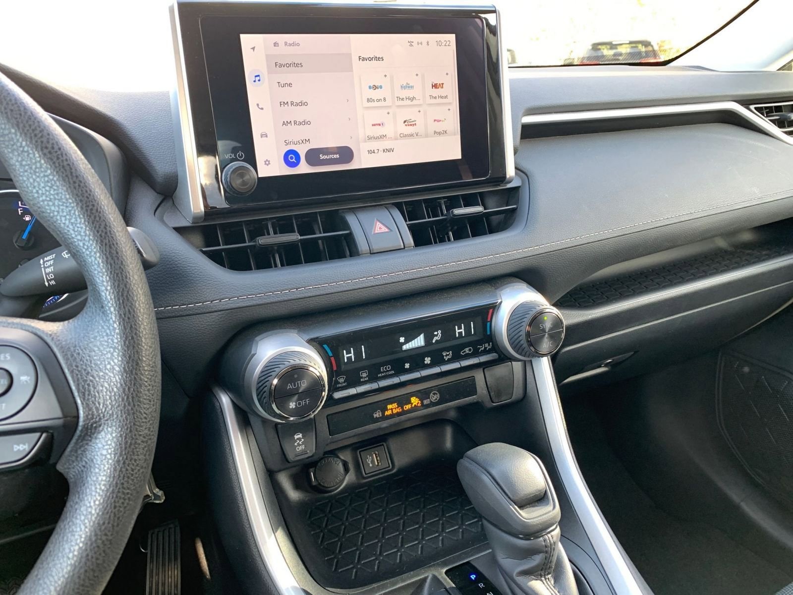 Thumbnail: 2025 Toyota RAV4 - 18