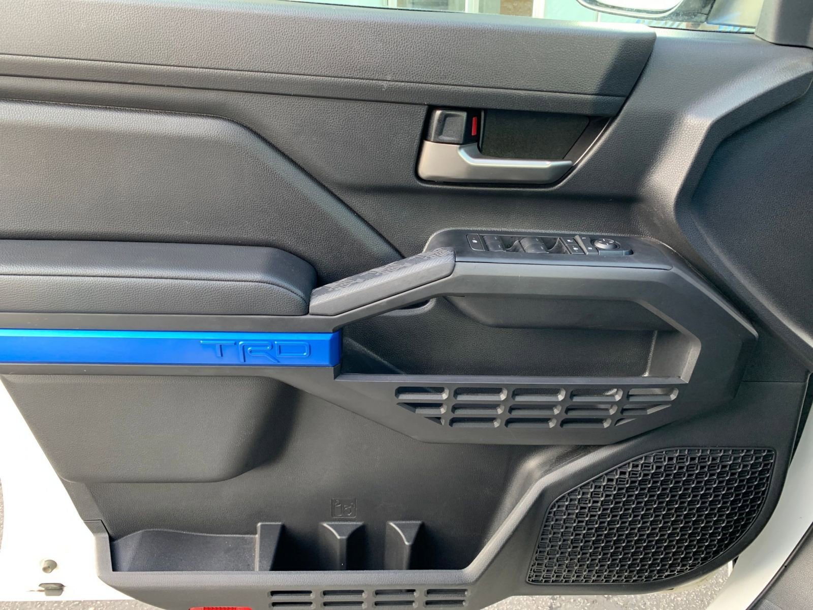 Thumbnail: 2025 Toyota Tacoma - 20