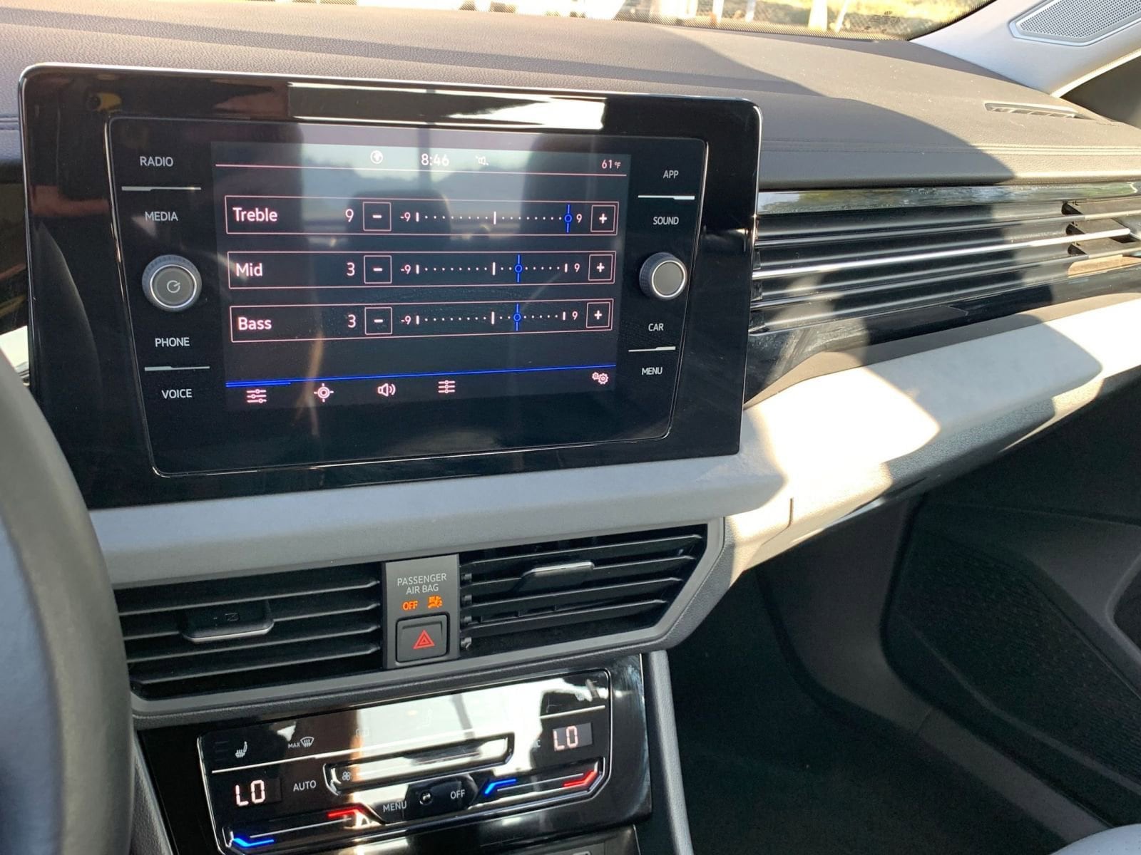 Thumbnail: 2025 Volkswagen Jetta - 18