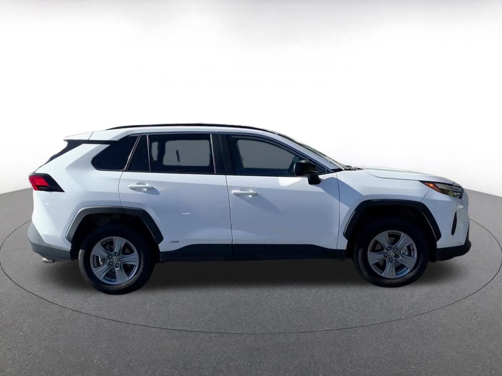 Thumbnail: 2025 Toyota RAV4 - 16