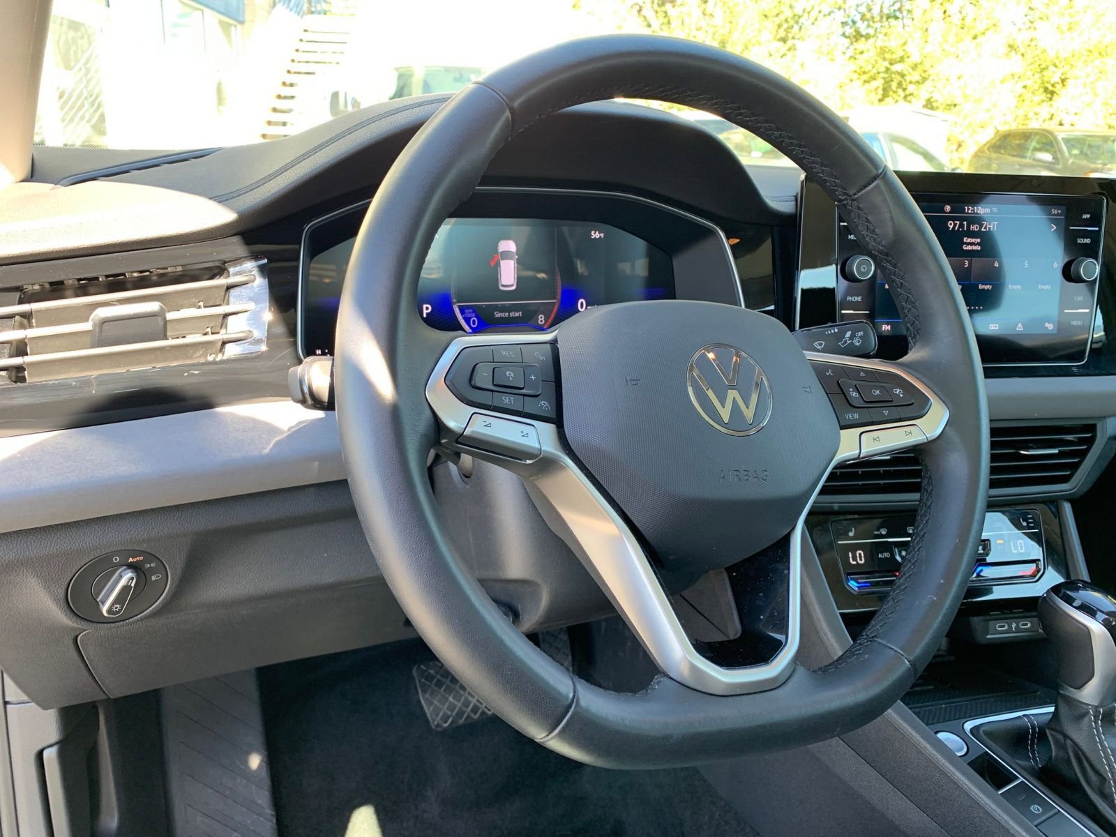 Thumbnail: 2025 Volkswagen Jetta - 33