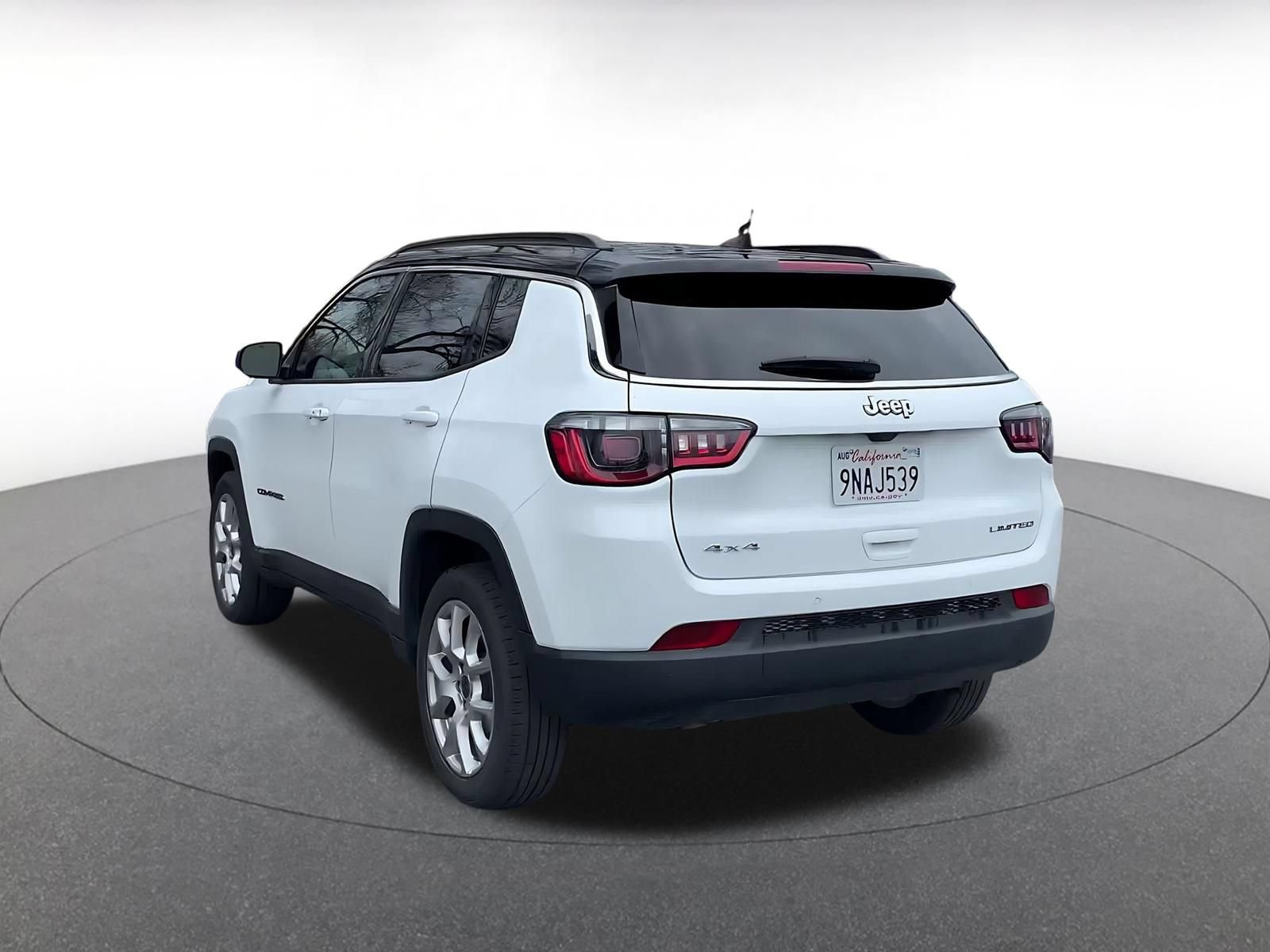 Thumbnail: 2025 Jeep Compass - 9