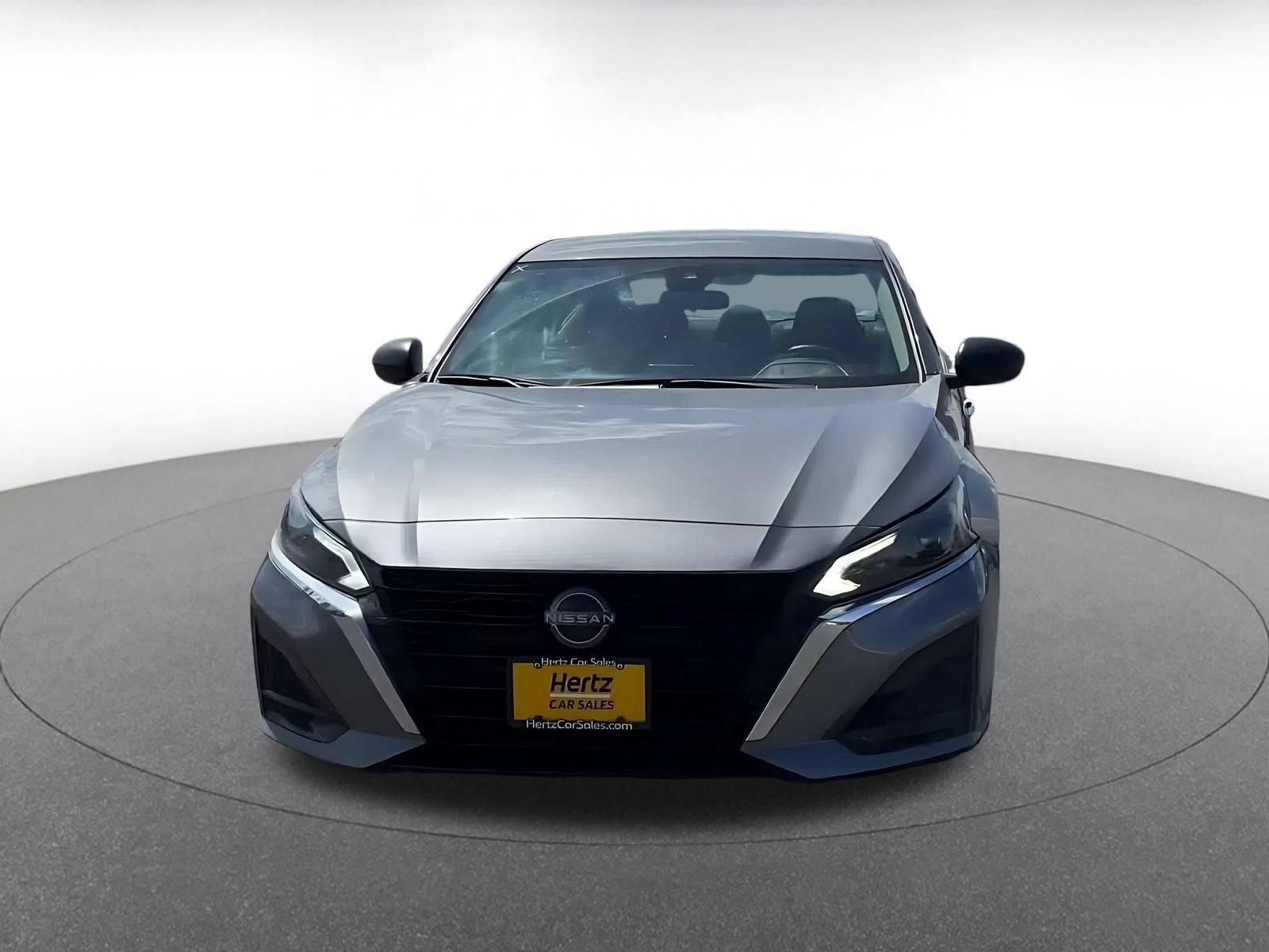 Thumbnail: 2025 Nissan Altima - 4