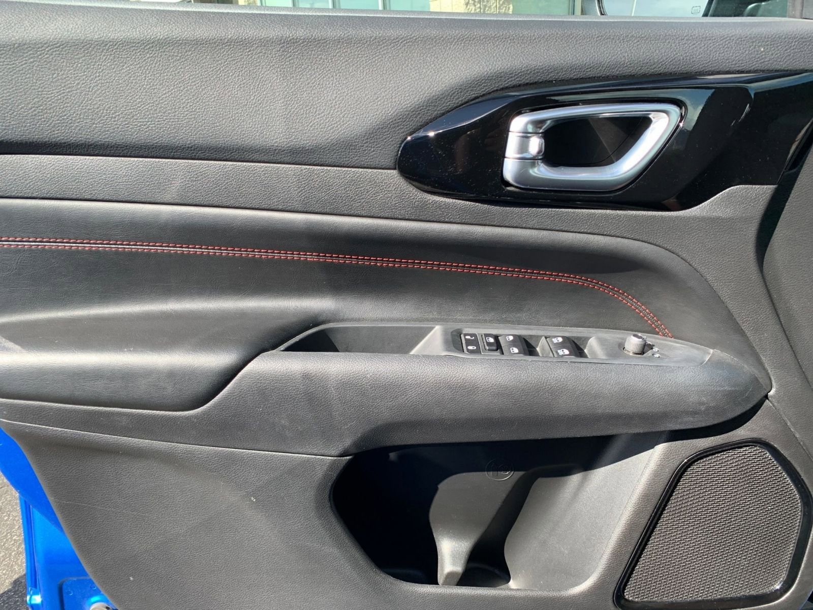 Thumbnail: 2025 Jeep Compass - 20