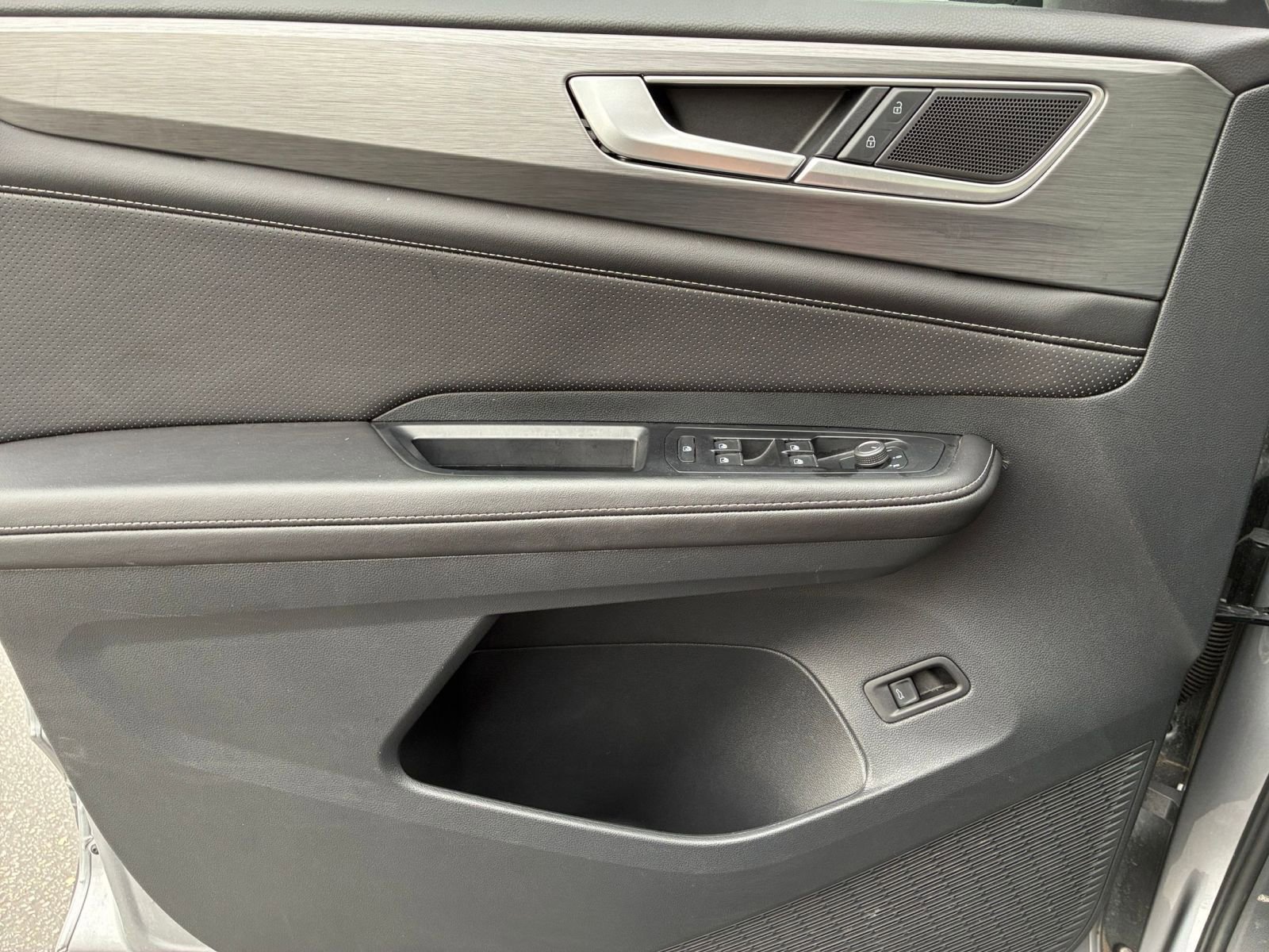 Thumbnail: 2025 Volkswagen Atlas - 18