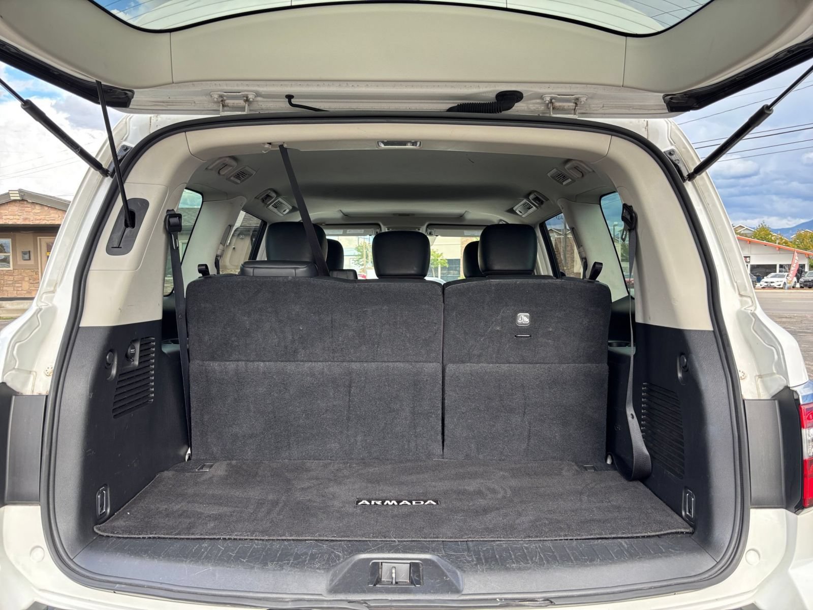 Thumbnail: 2023 Nissan Armada - 35