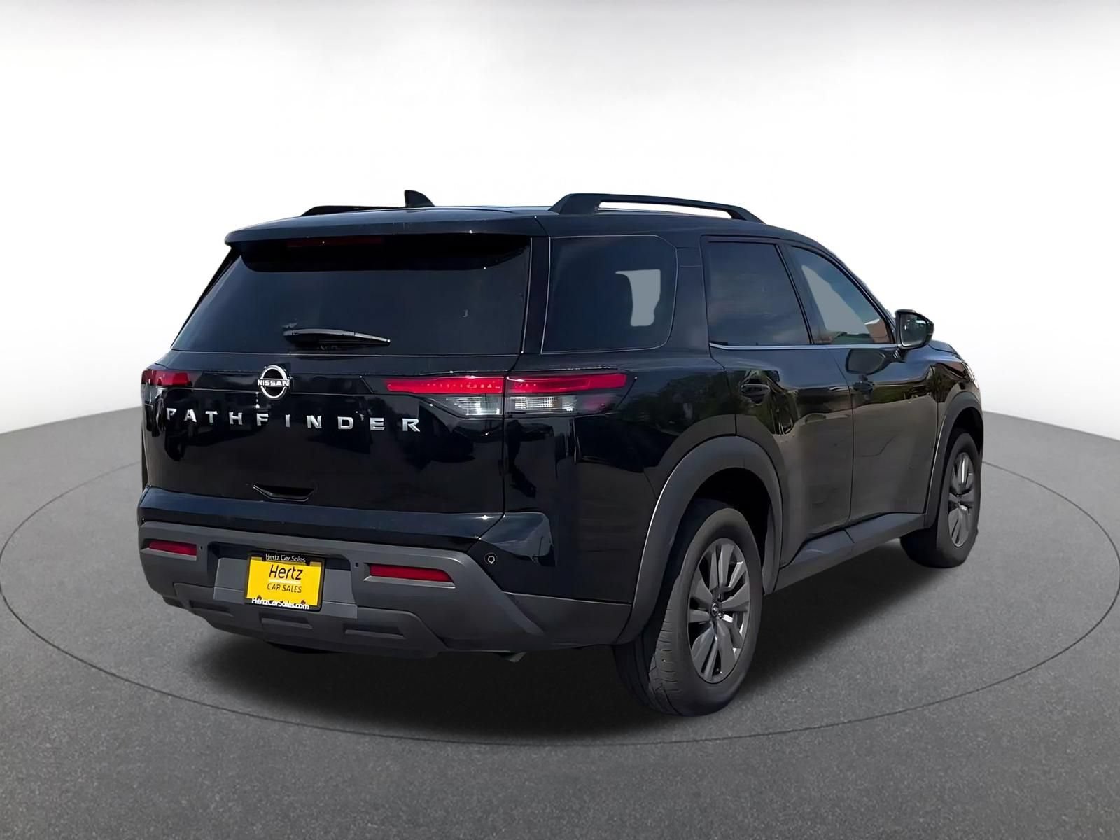 Thumbnail: 2025 Nissan Pathfinder - 13