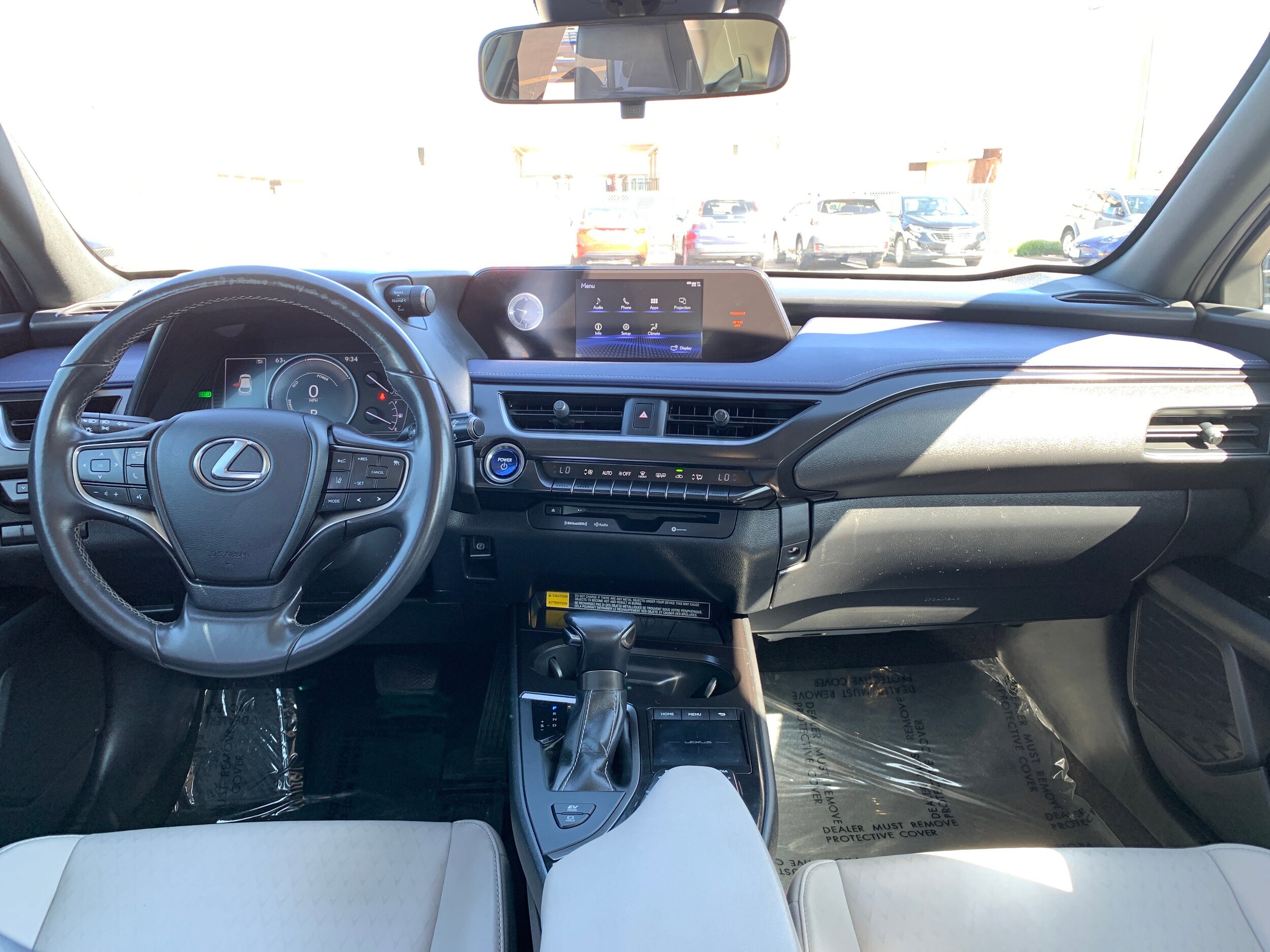 2020 Lexus UX 250h 33