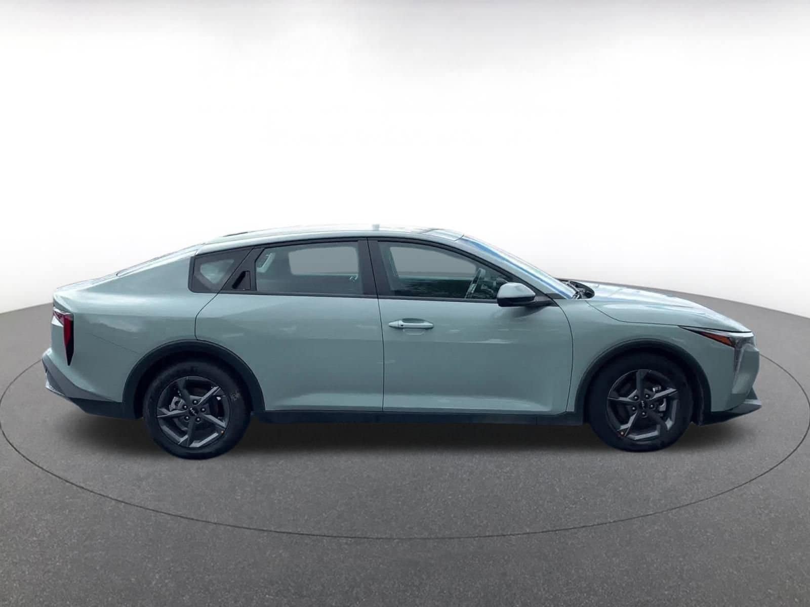 Thumbnail: 2025 Kia K4 - 16