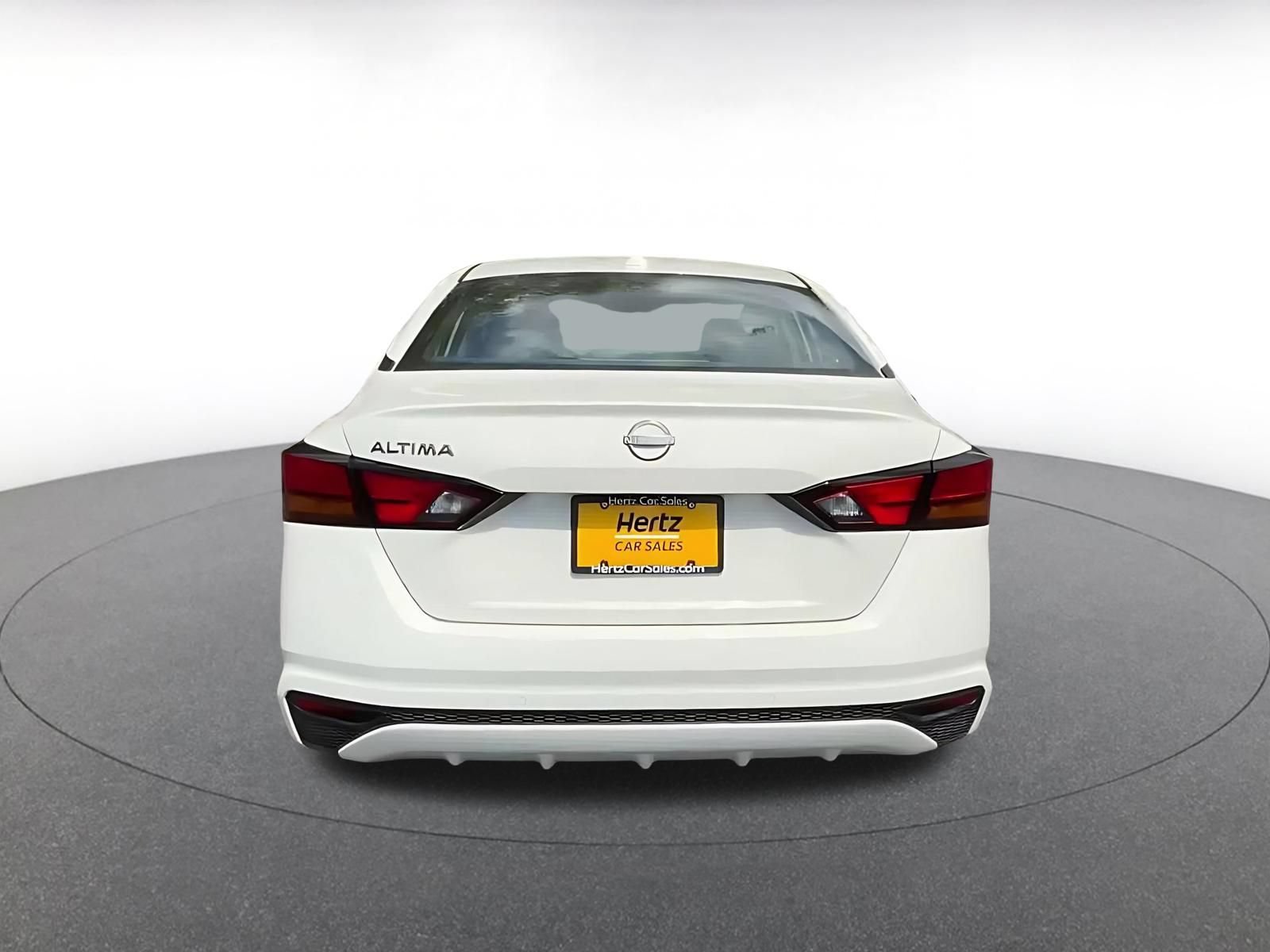 Thumbnail: 2025 Nissan Altima - 10
