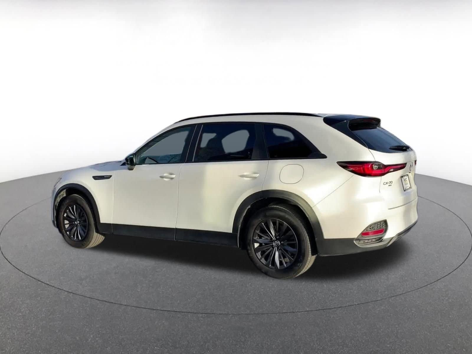 Thumbnail: 2025 Mazda CX-70 - 10