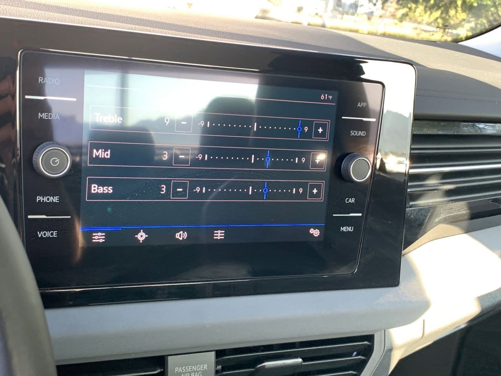 Thumbnail: 2025 Volkswagen Jetta - 21