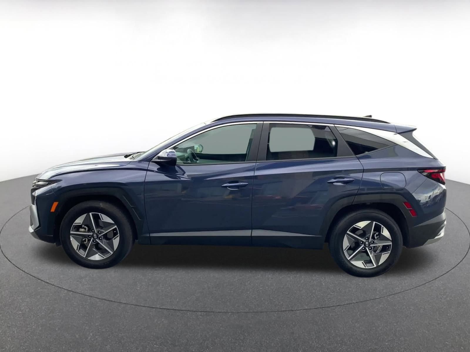 Thumbnail: 2025 Hyundai Tucson - 9