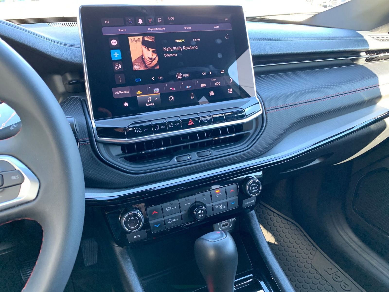 Thumbnail: 2025 Jeep Compass - 18