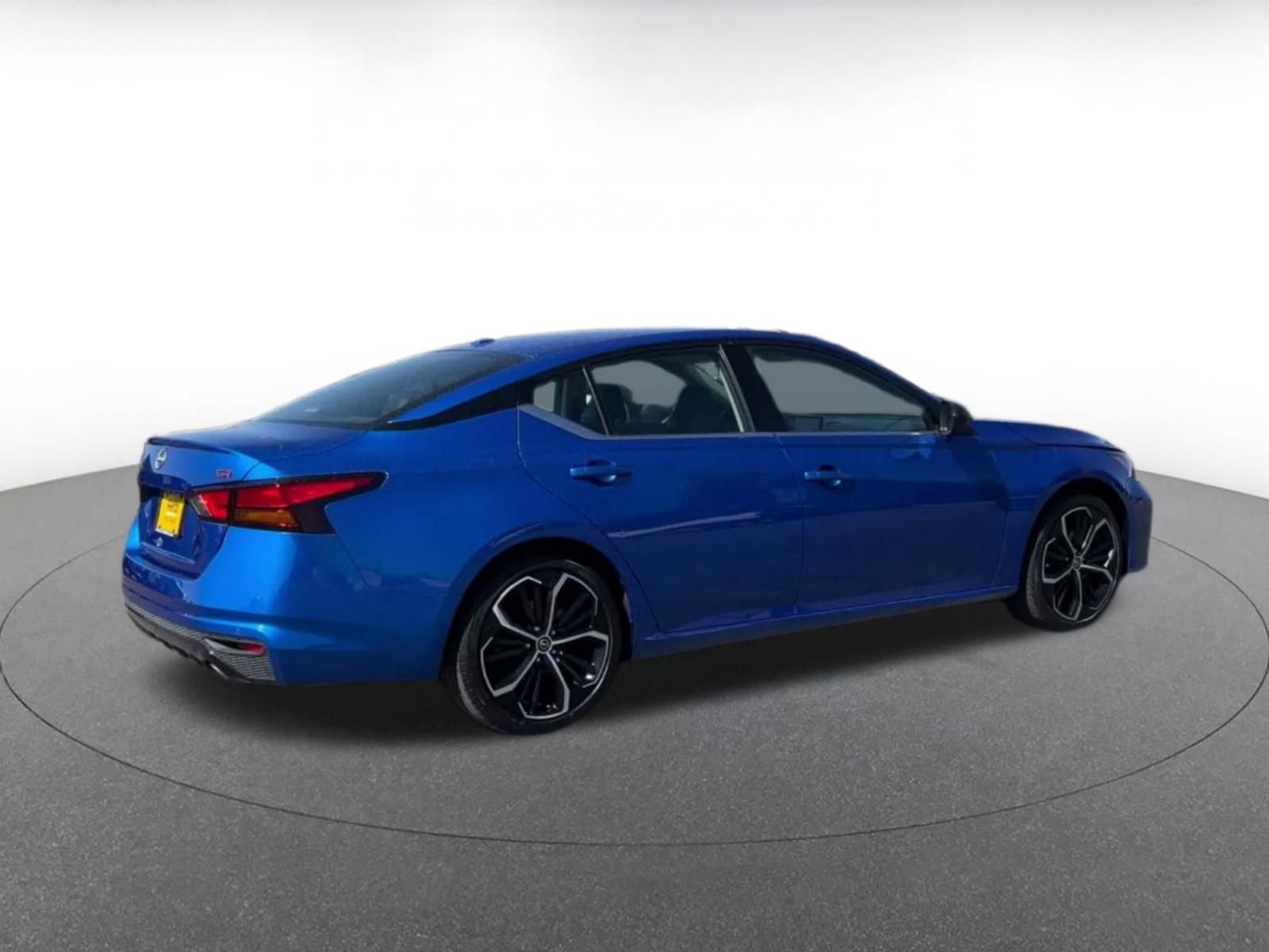 Thumbnail: 2025 Nissan Altima - 14