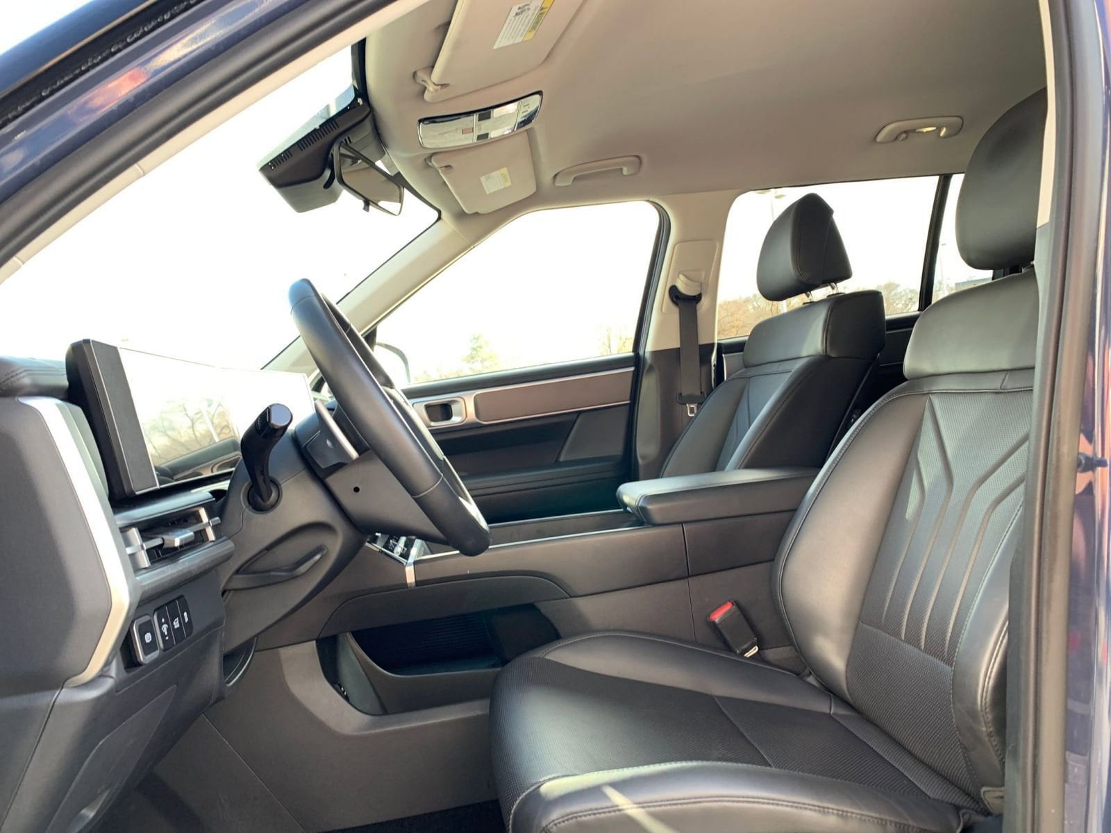 Thumbnail: 2025 Hyundai Santa Fe - 25