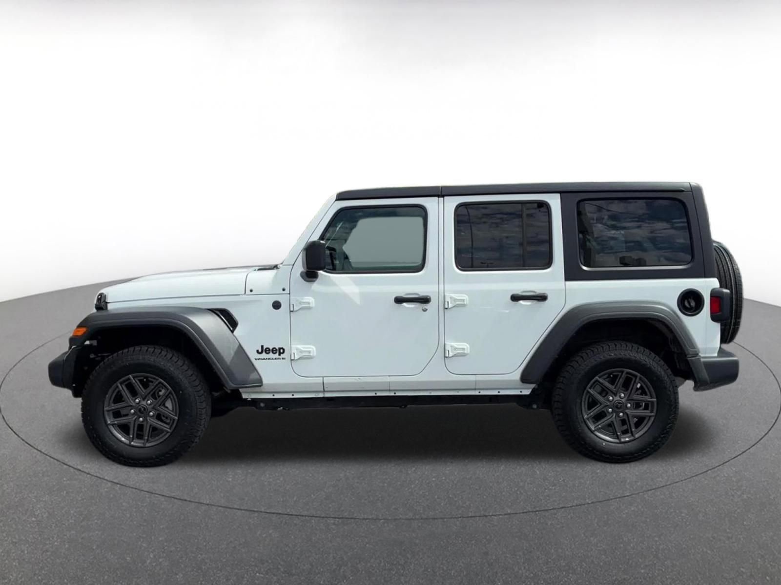 Thumbnail: 2025 Jeep Wrangler - 9
