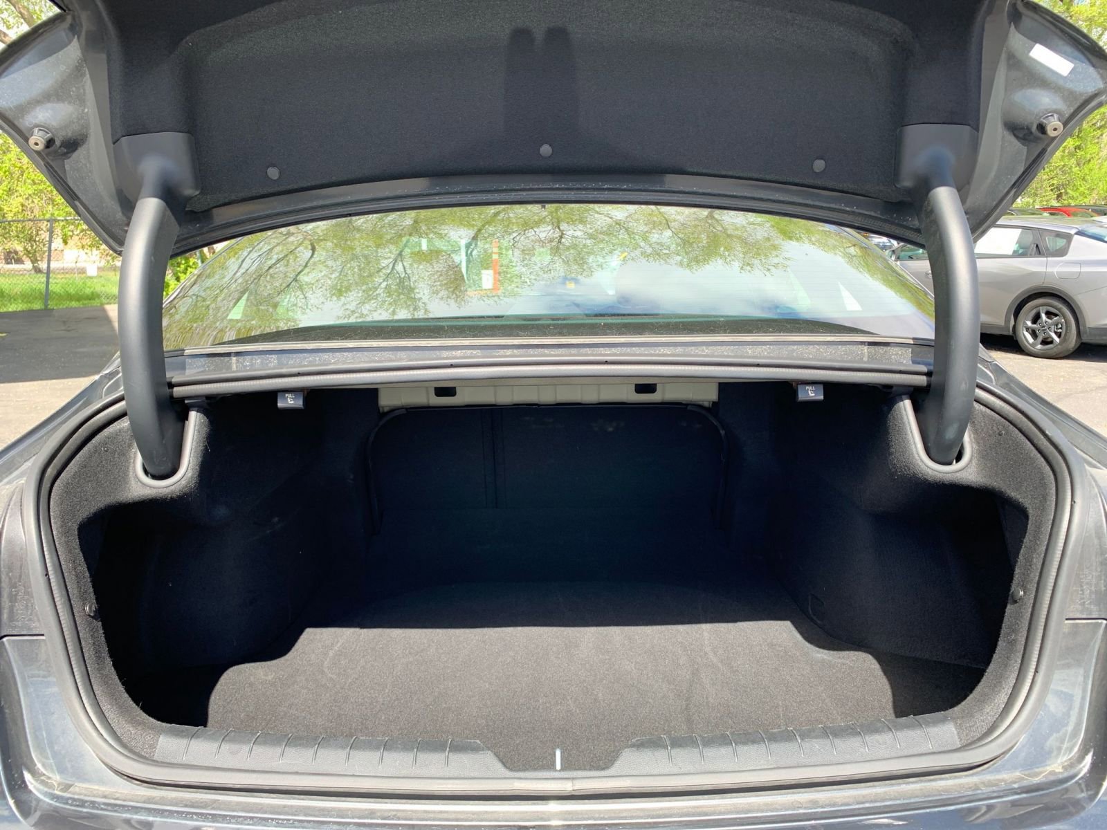 Thumbnail: 2025 Kia K5 - 31