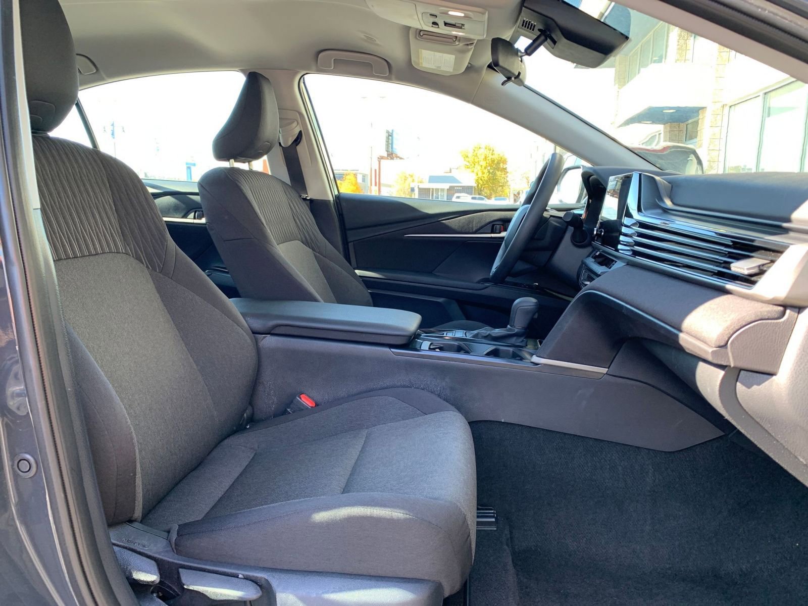 Thumbnail: 2025 Toyota Camry - 35