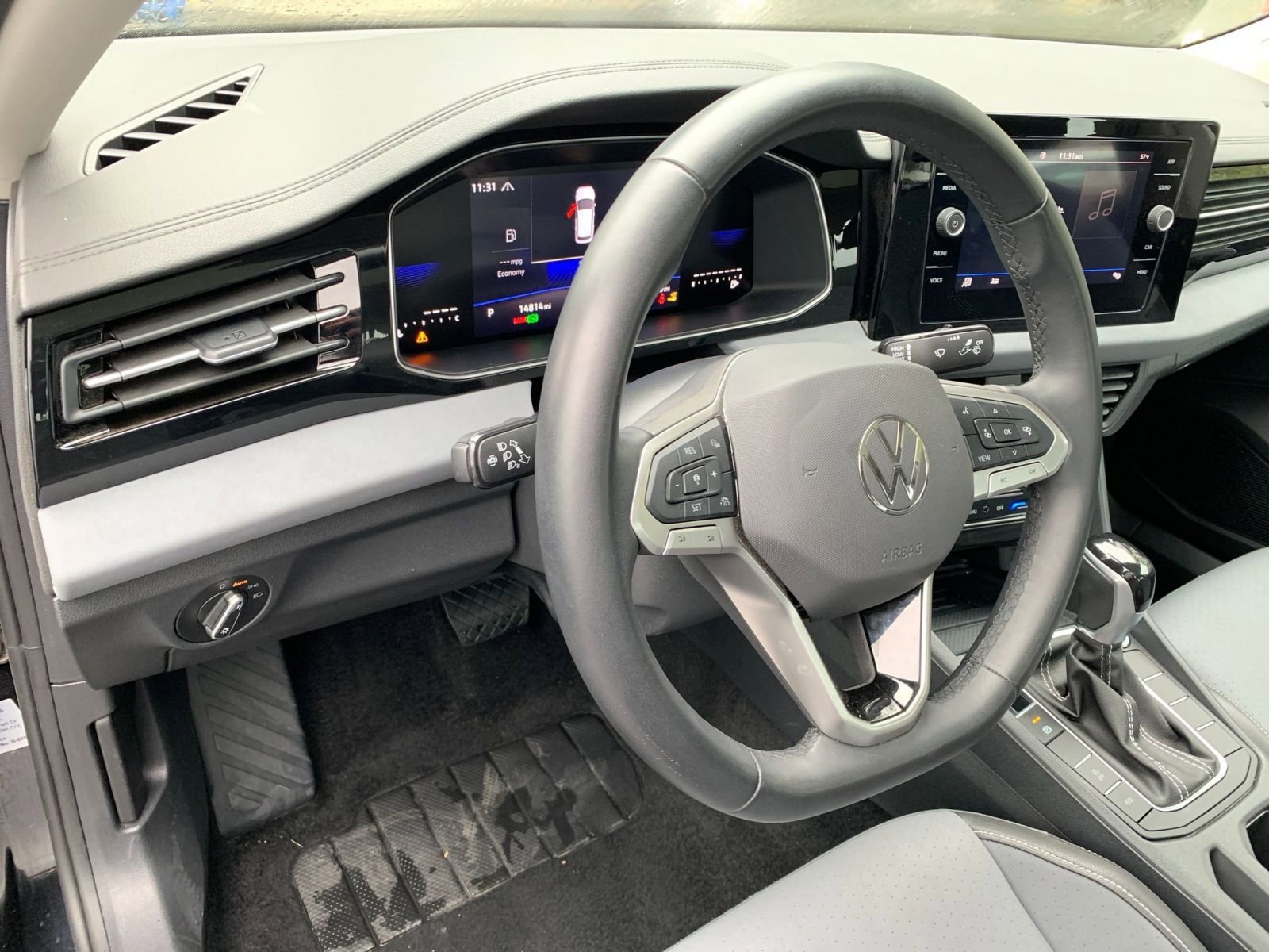 Thumbnail: 2025 Volkswagen Jetta - 33