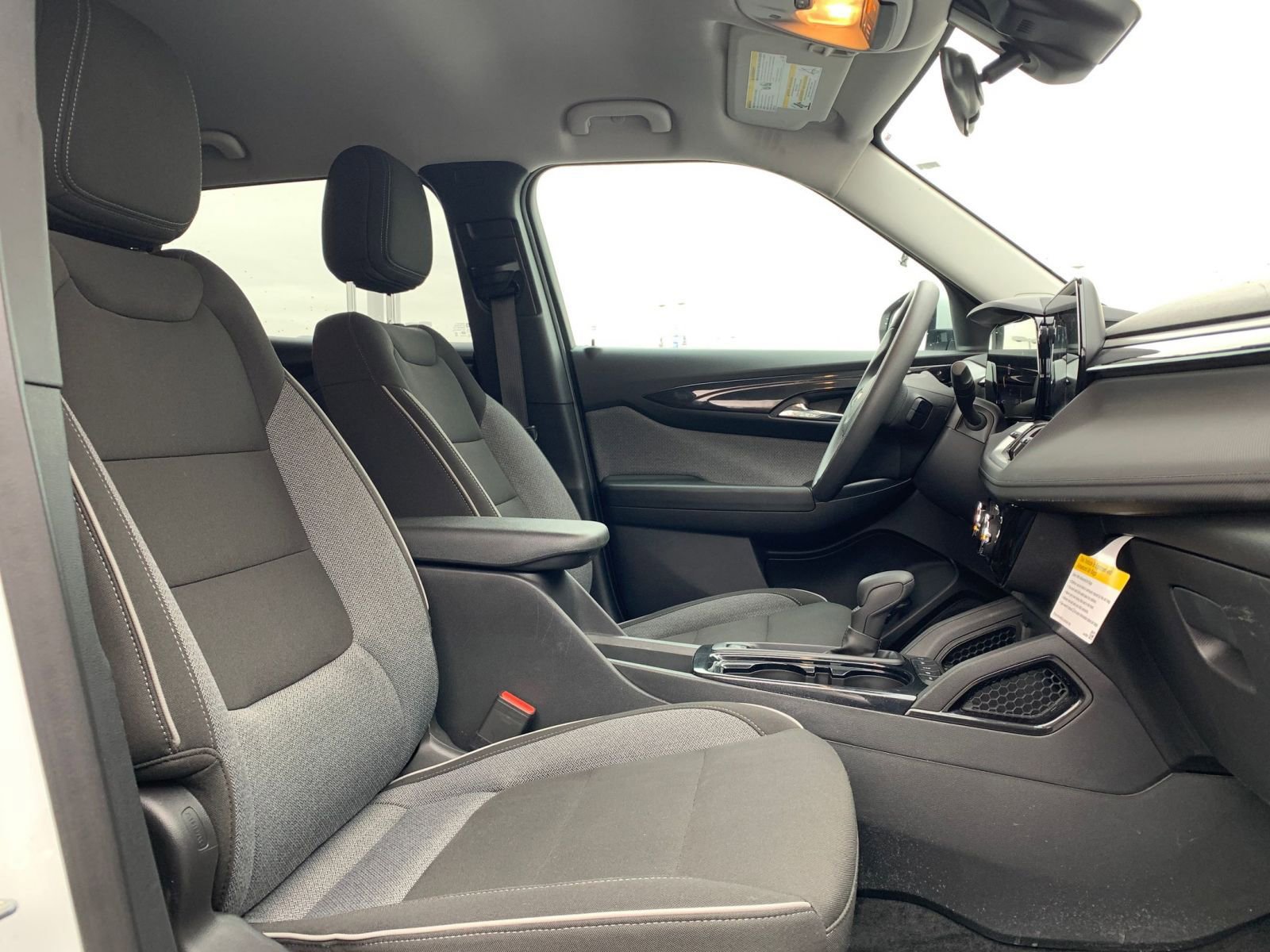 Thumbnail: 2025 Chevrolet TrailBlazer - 34