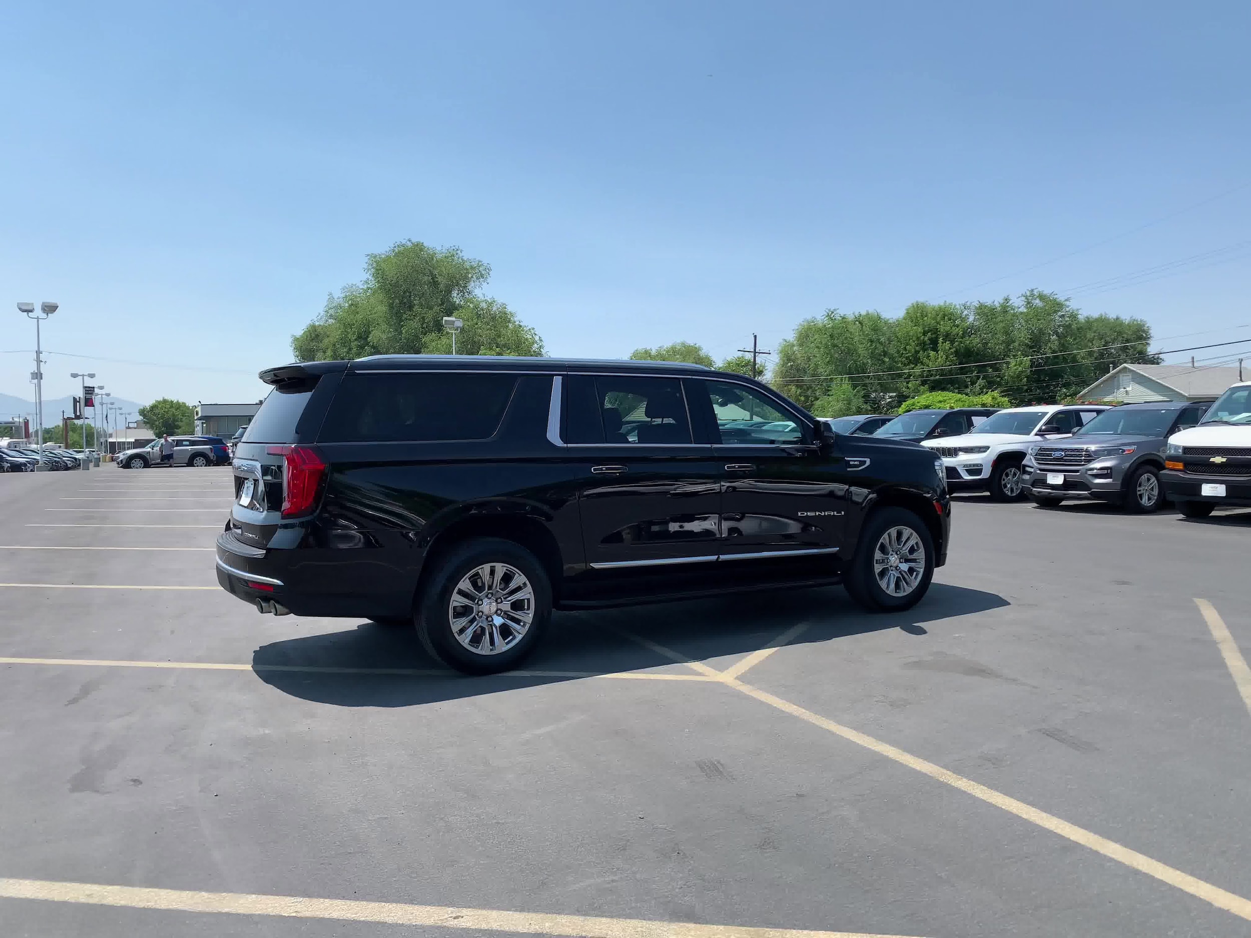 2023 GMC Yukon XL Denali 15