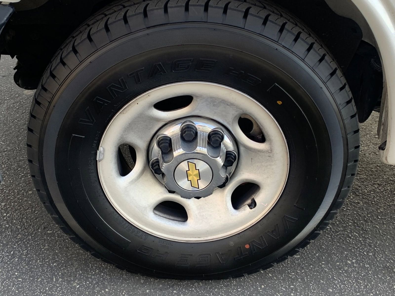 Thumbnail: 2024 Chevrolet Express - 28