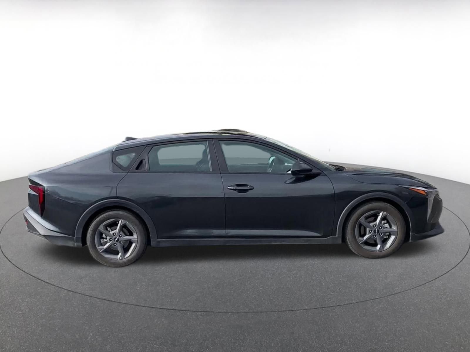 Thumbnail: 2025 Kia K4 - 16