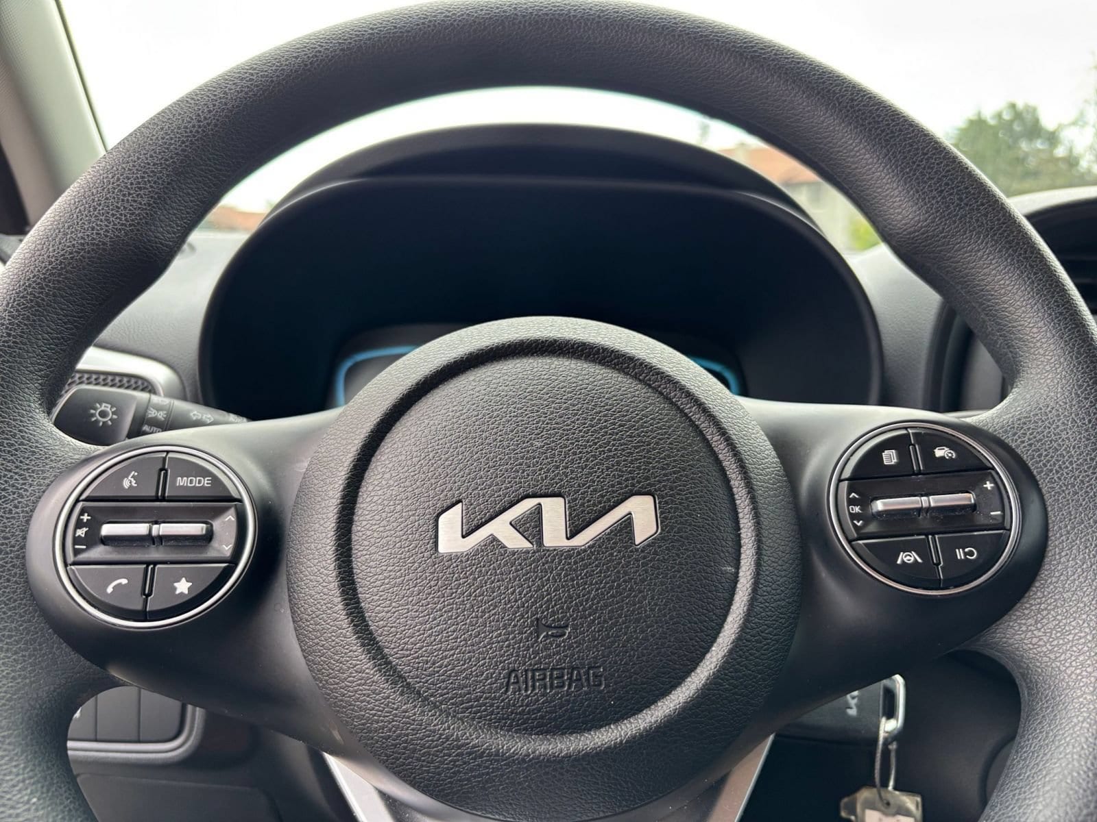 Thumbnail: 2025 Kia Soul - 25