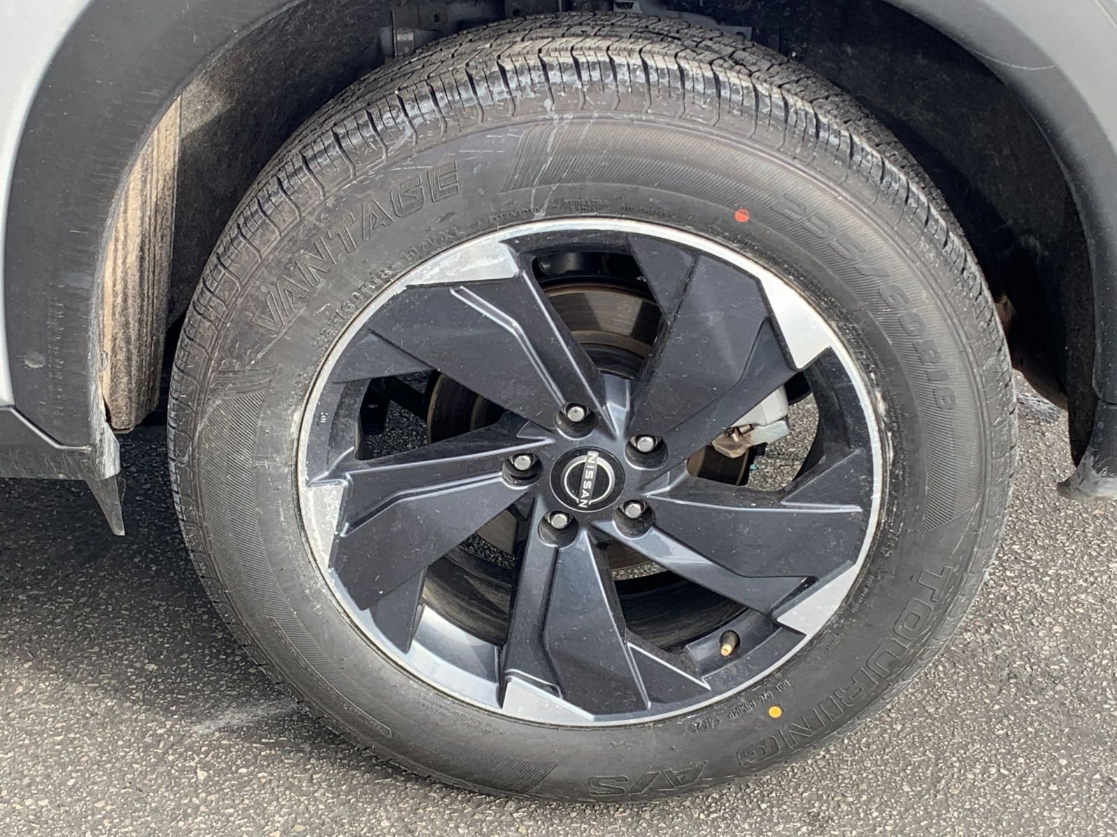 Thumbnail: 2025 Nissan Rogue - 32