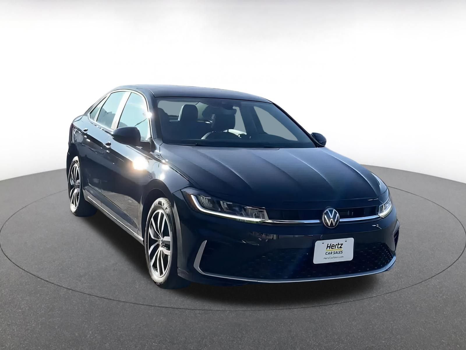 Thumbnail: 2025 Volkswagen Jetta - 3