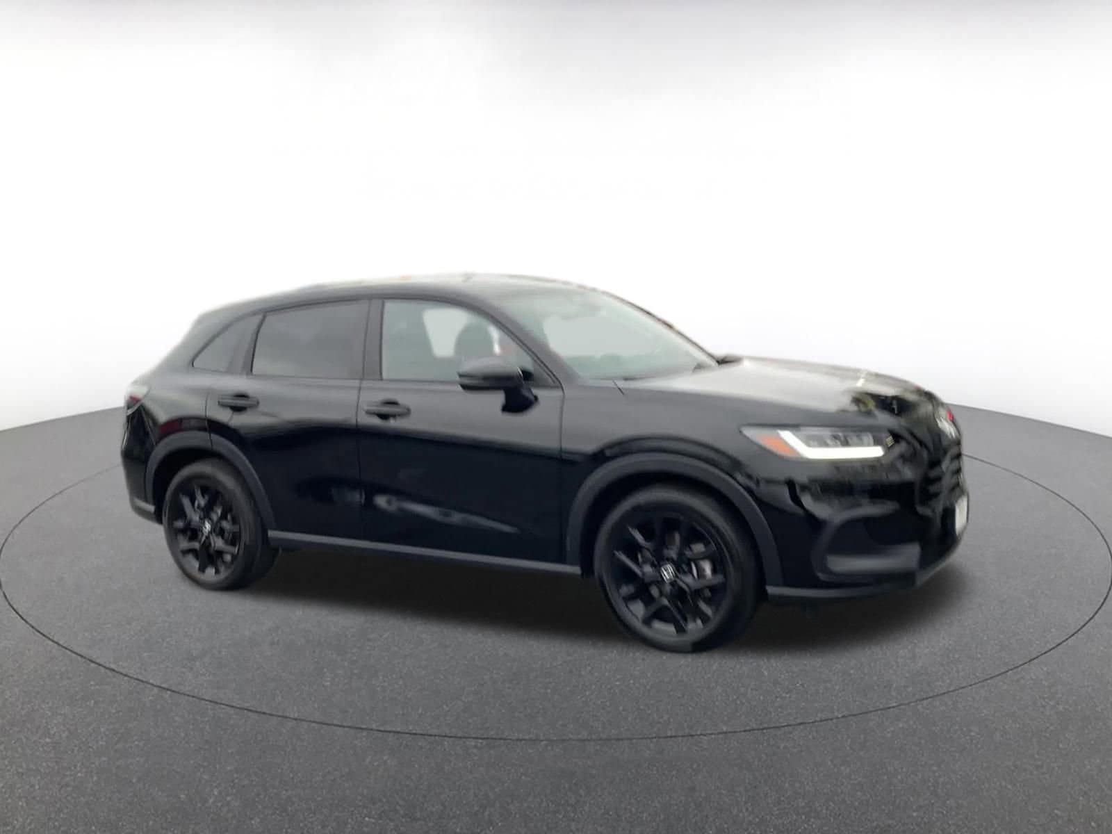 Thumbnail: 2025 Honda HR-V - 2