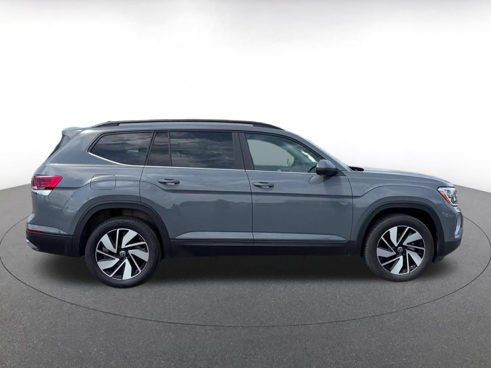 Thumbnail: 2026 Volkswagen Atlas - 16