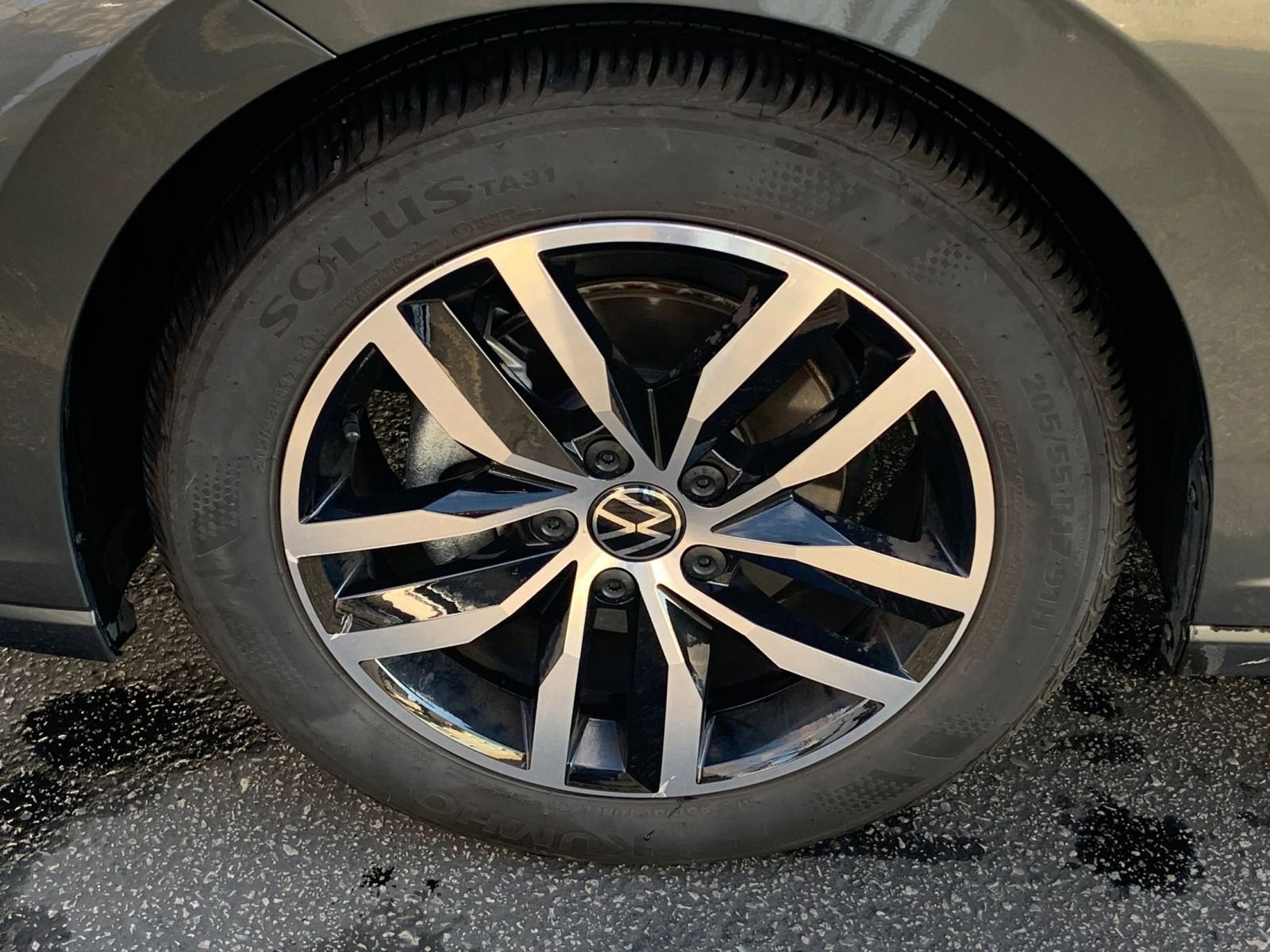 Thumbnail: 2025 Volkswagen Jetta - 30