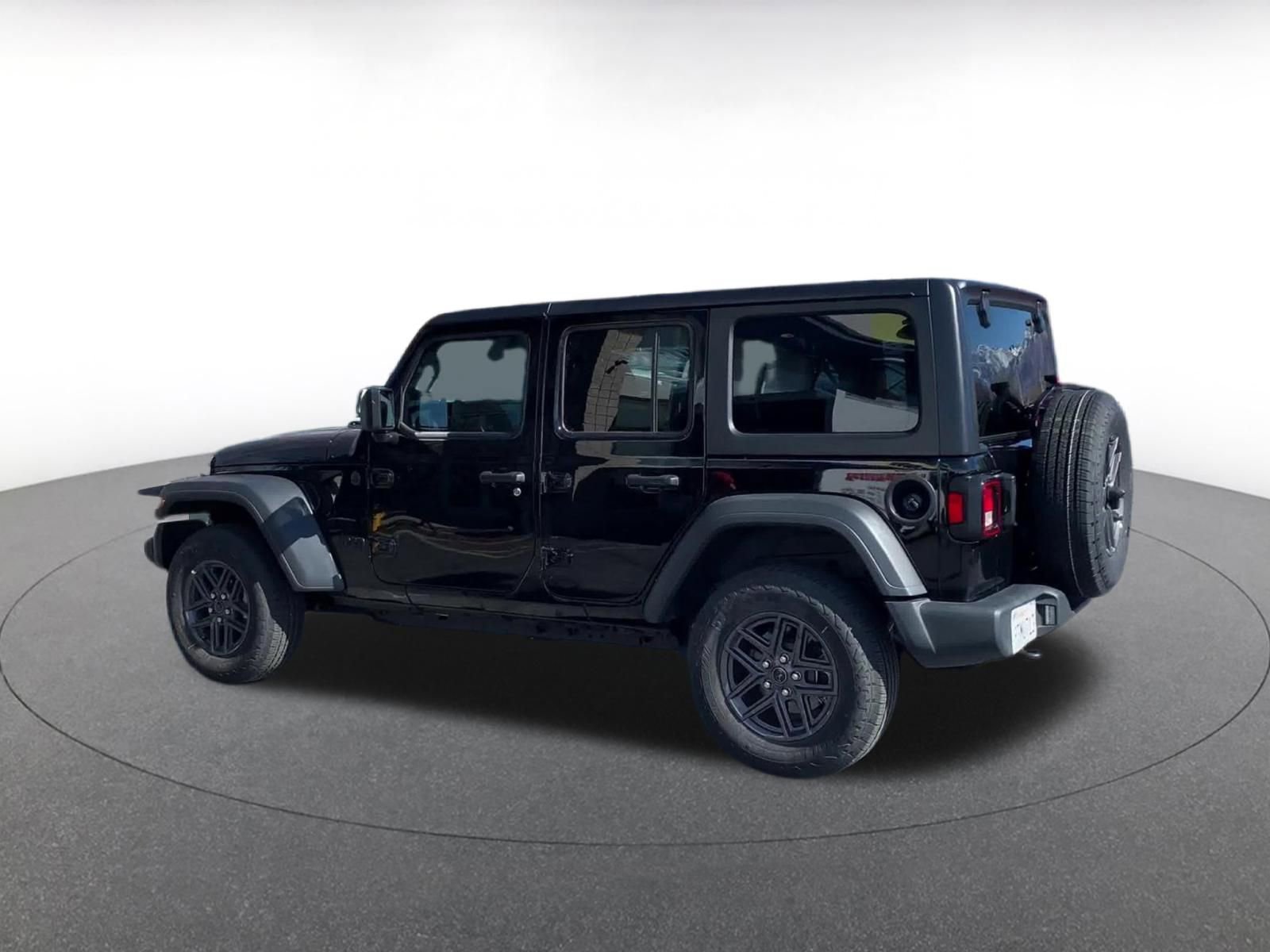 Thumbnail: 2025 Jeep Wrangler - 11