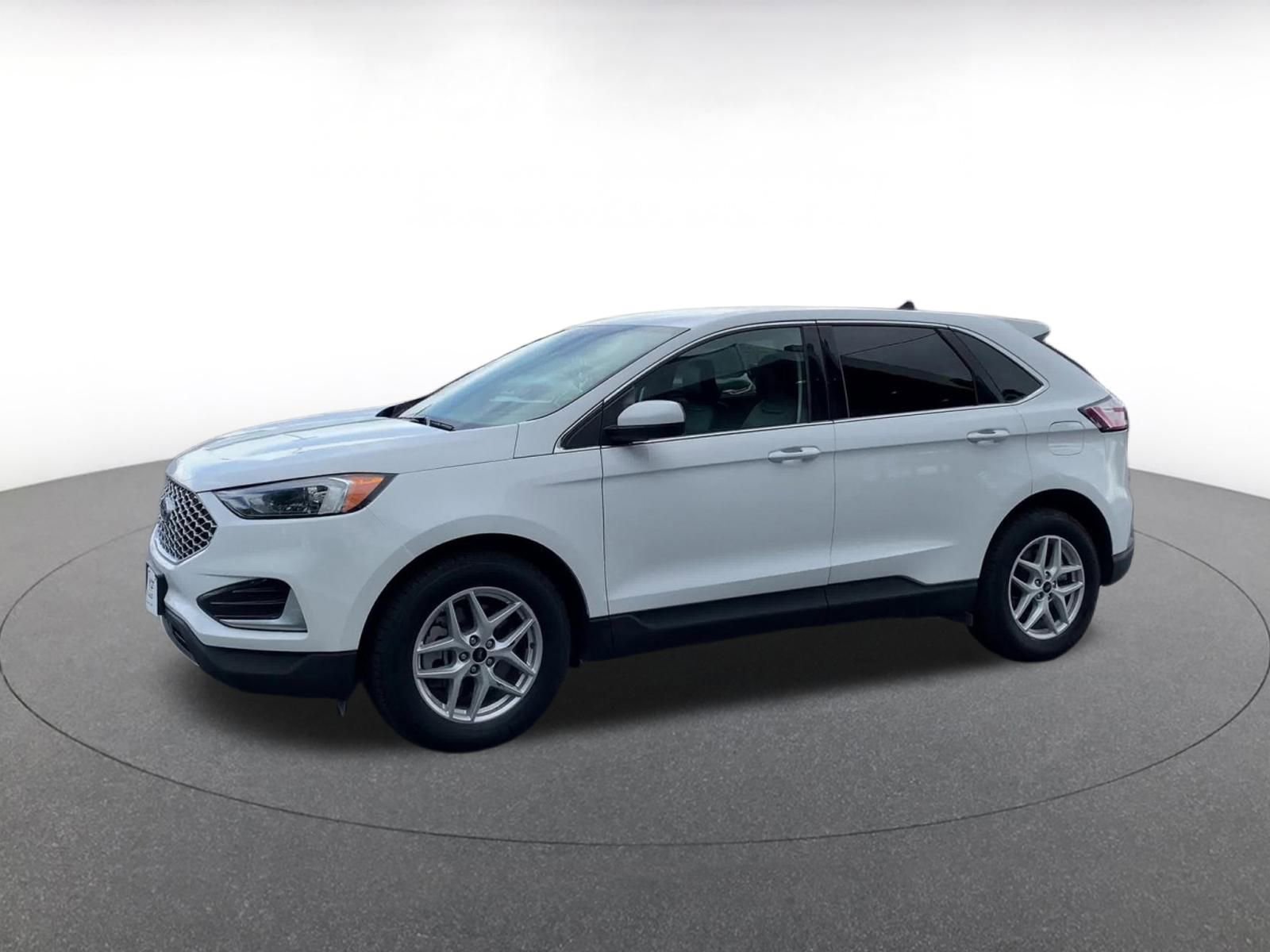 Thumbnail: 2024 Ford Edge - 7