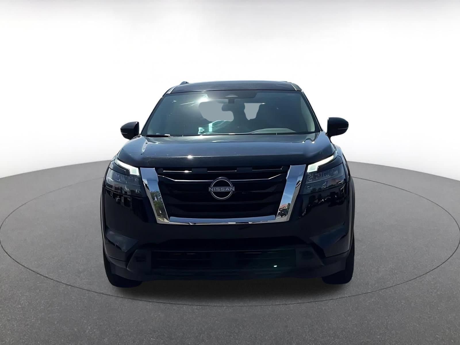 Thumbnail: 2025 Nissan Pathfinder - 4