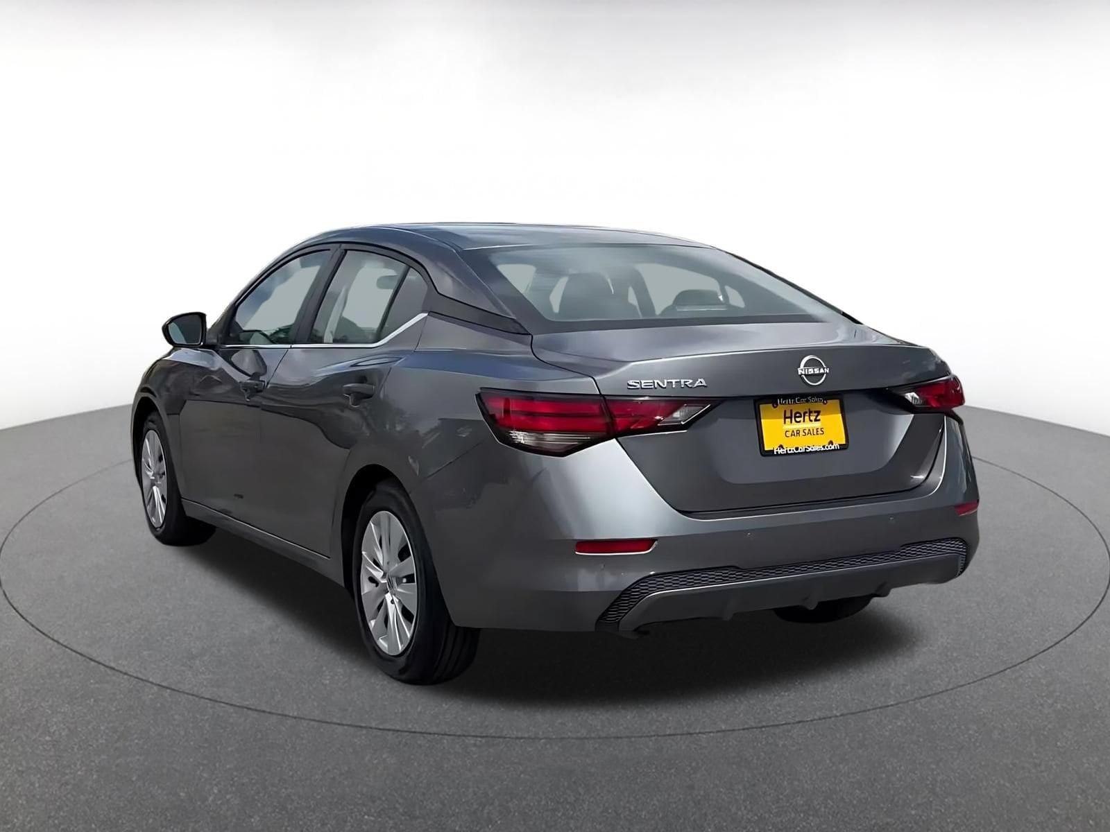 Thumbnail: 2025 Nissan Sentra - 10