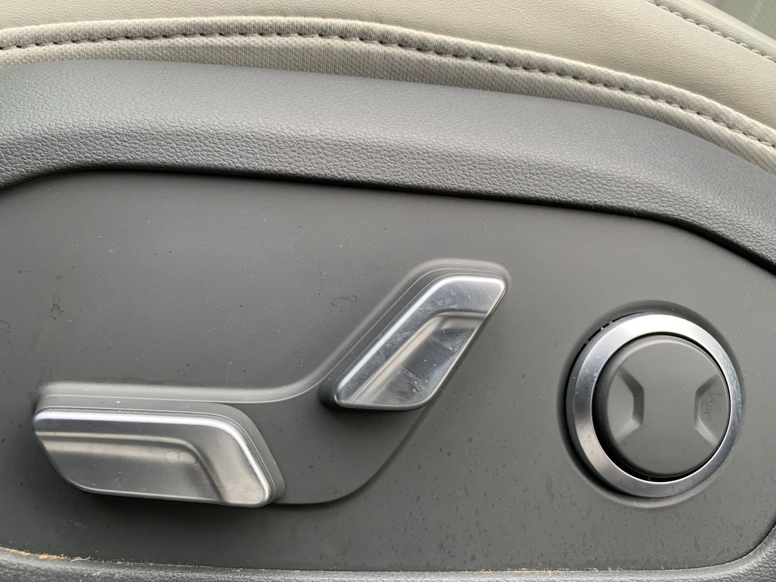 Thumbnail: 2025 Hyundai Santa Fe - 25