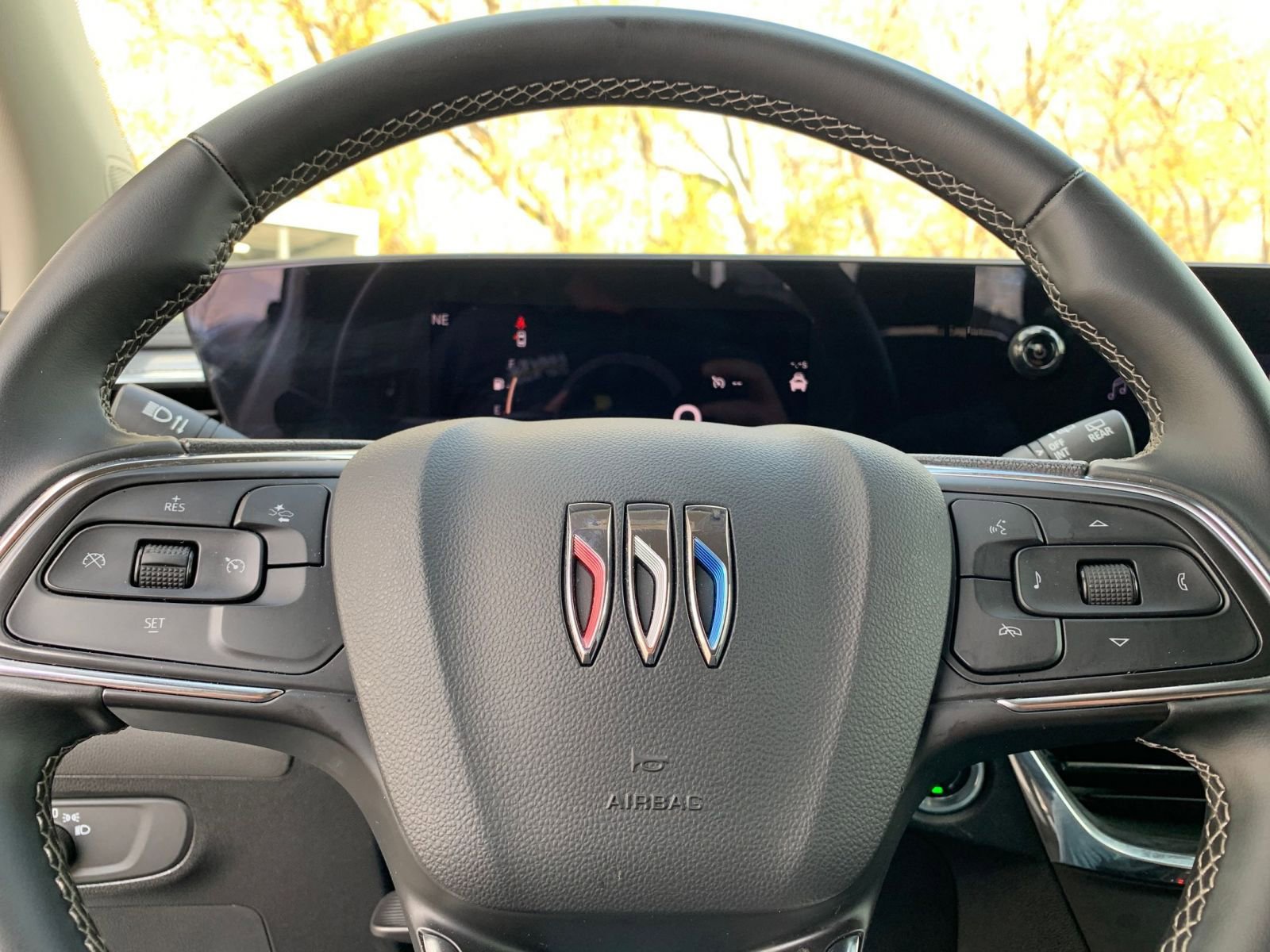 Thumbnail: 2025 Buick Encore GX - 25