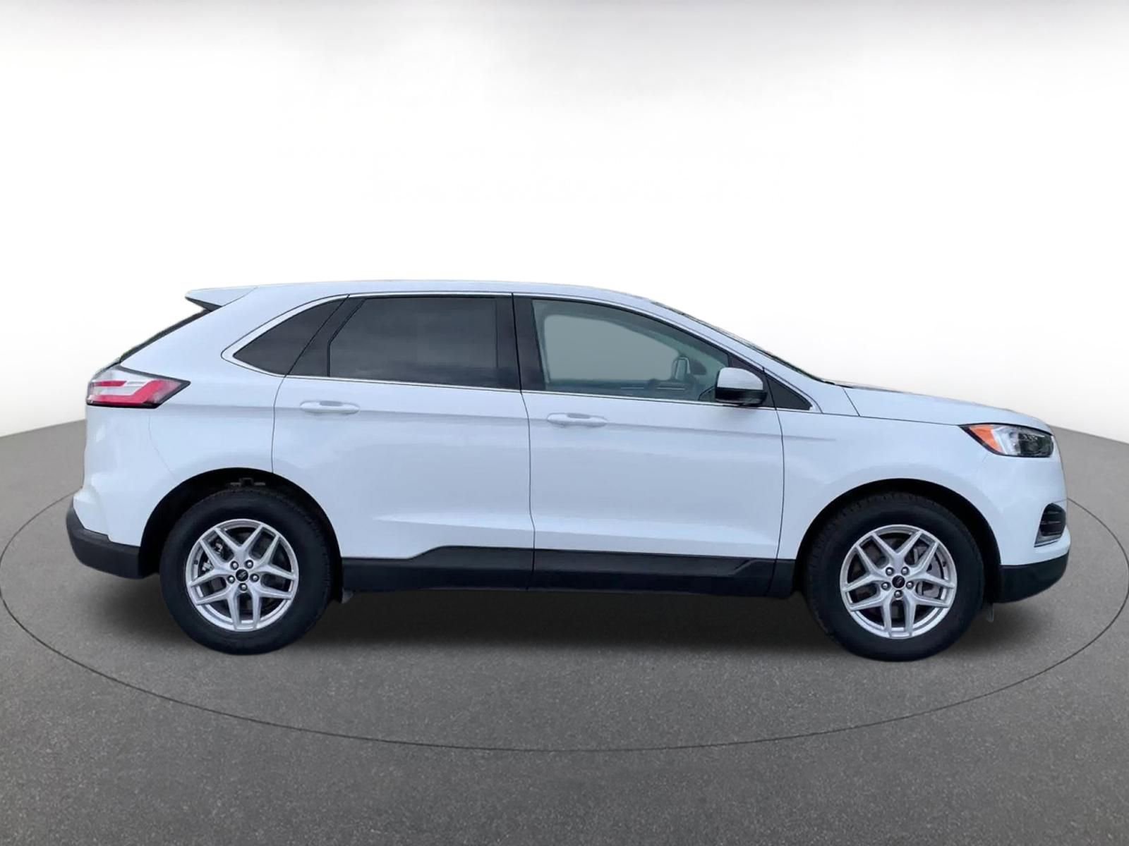 Thumbnail: 2024 Ford Edge - 16