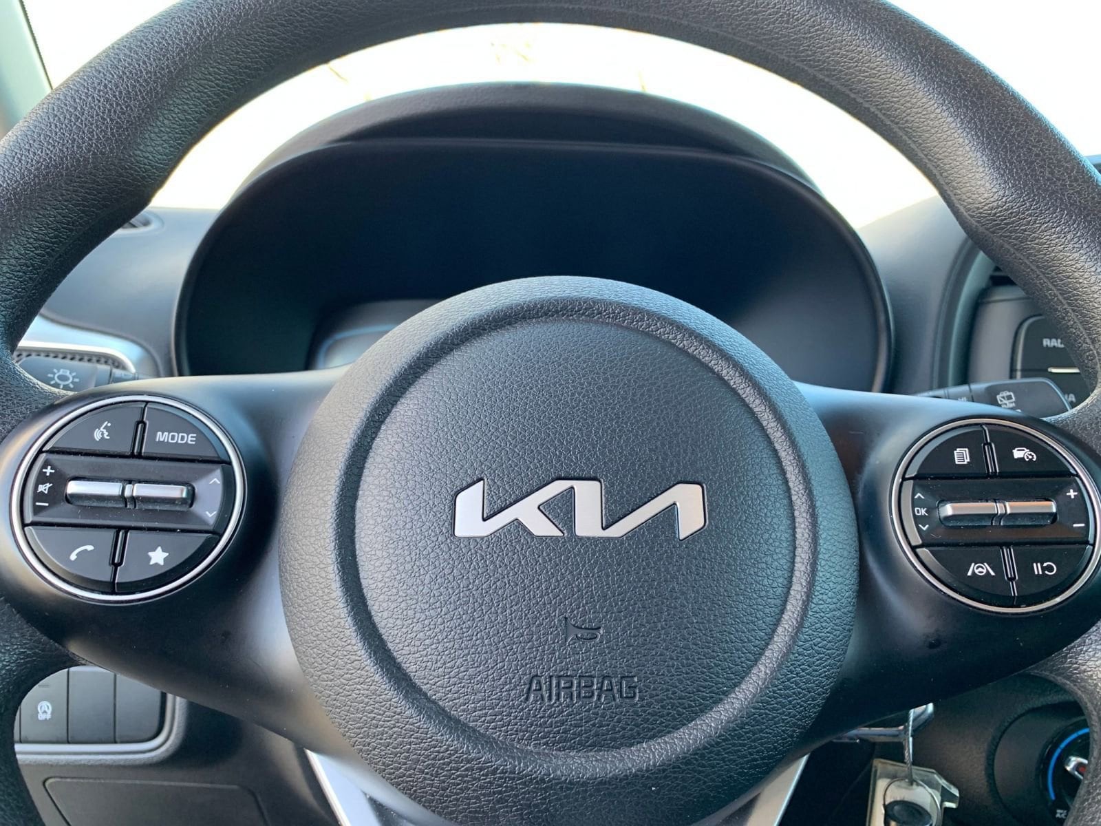 Thumbnail: 2025 Kia Soul - 25