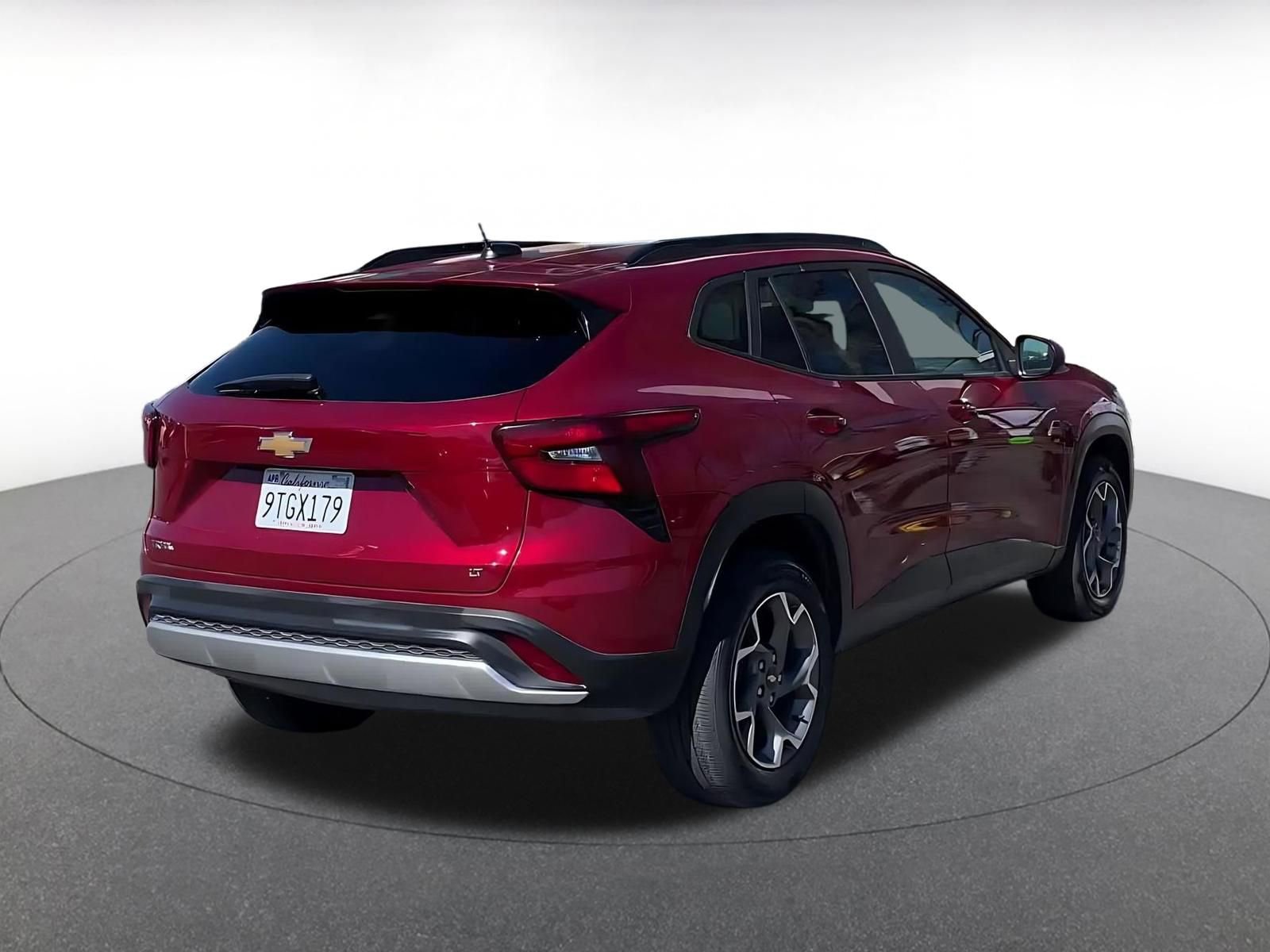 Thumbnail: 2025 Chevrolet Trax - 14