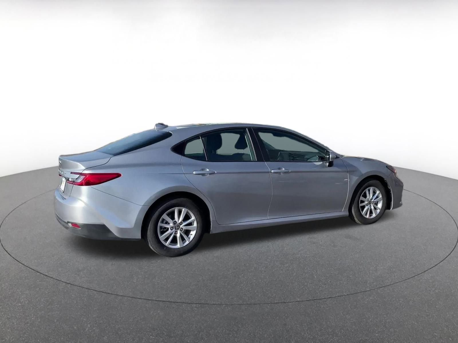 Thumbnail: 2025 Toyota Camry - 15