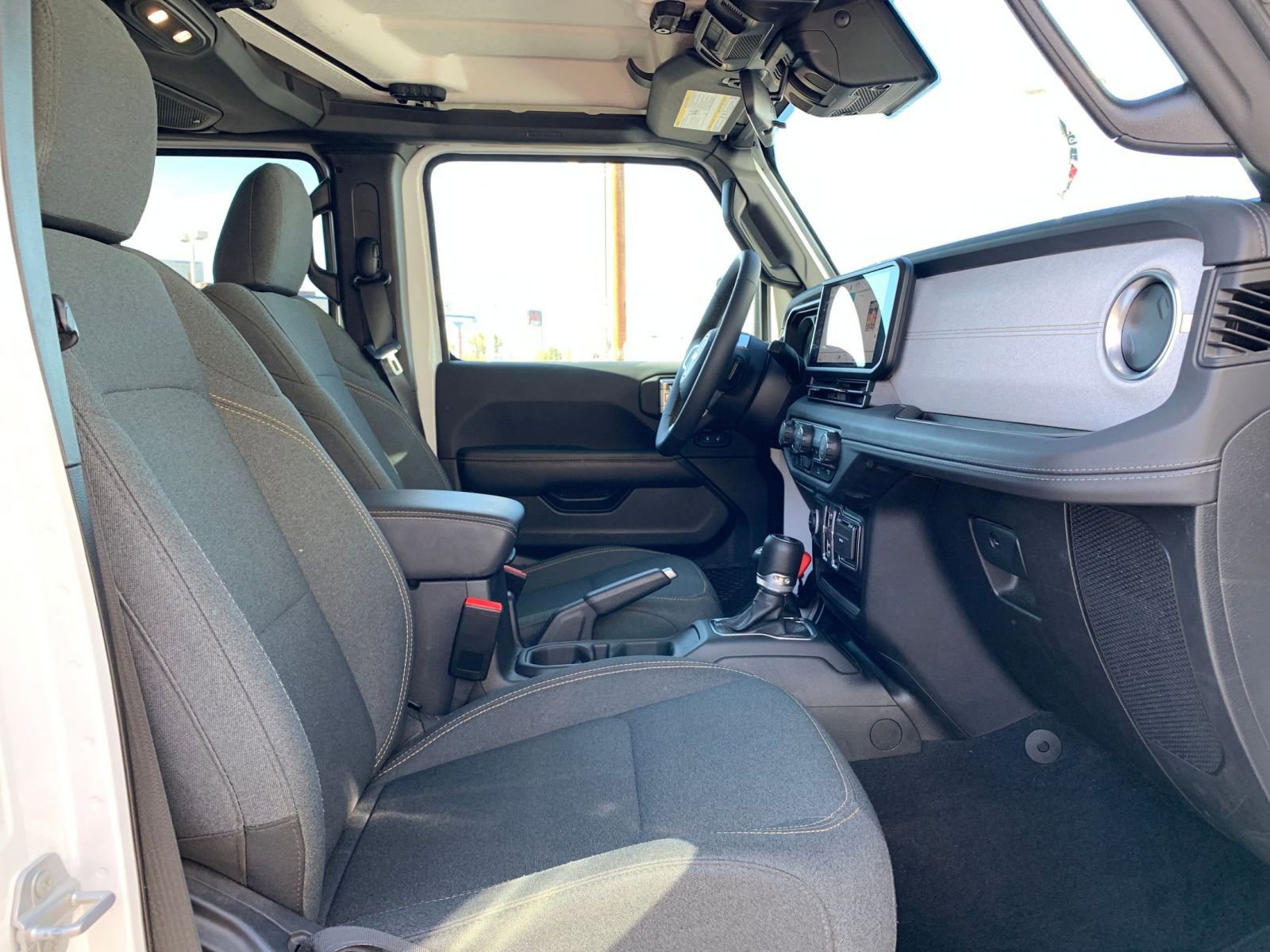 Thumbnail: 2025 Jeep Wrangler - 35