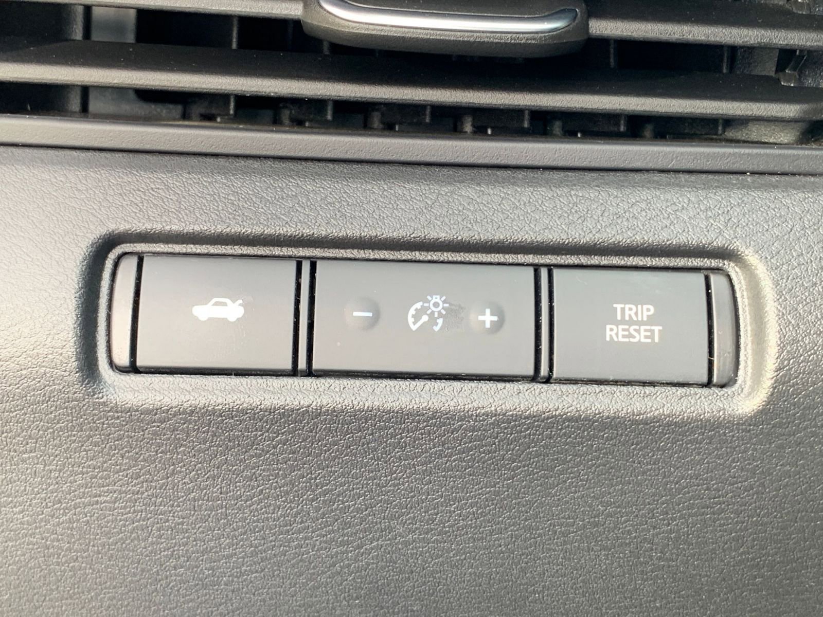 Thumbnail: 2025 Nissan Altima - 23